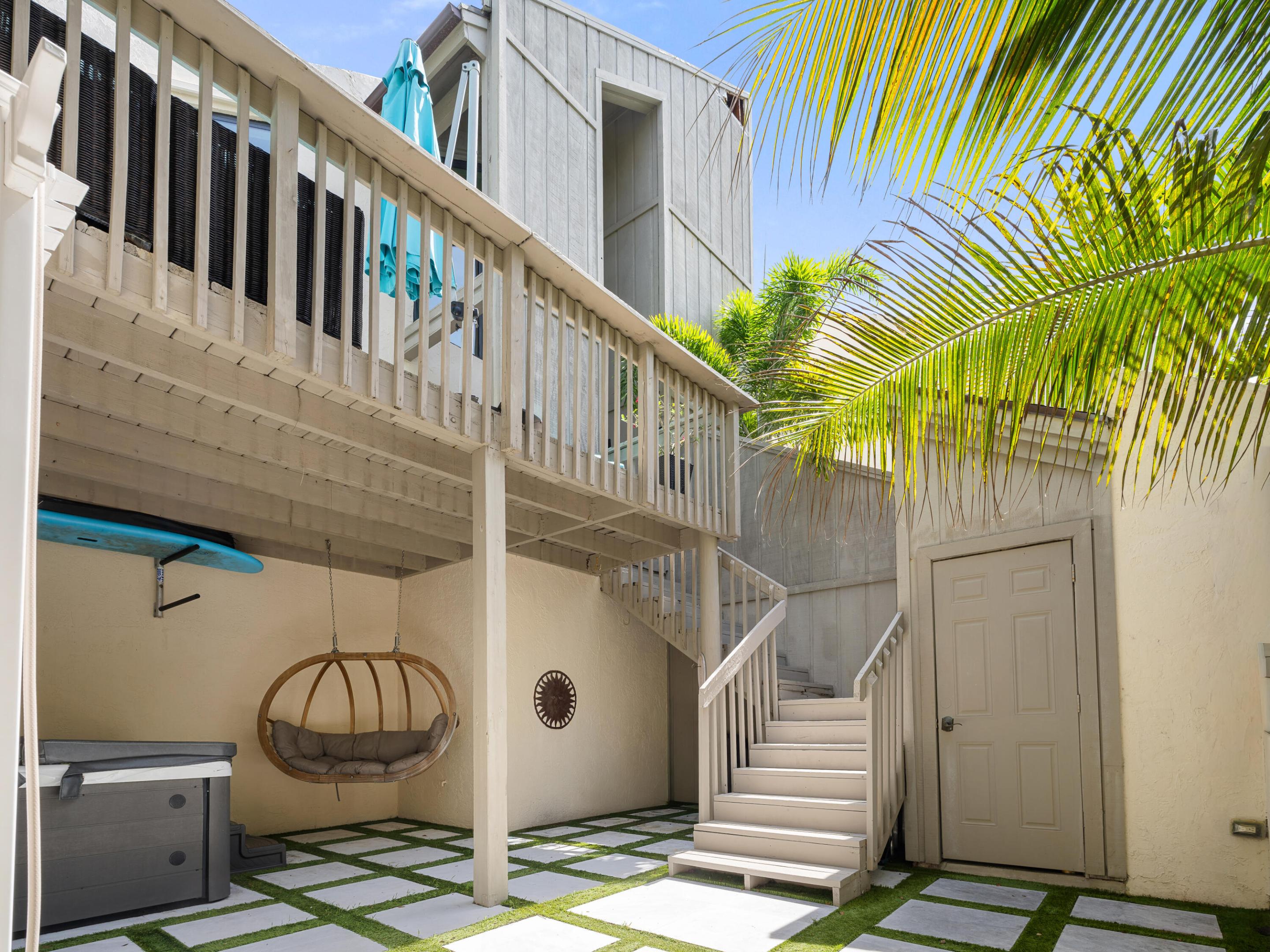 SEA LOFTERS CONDO - Residential