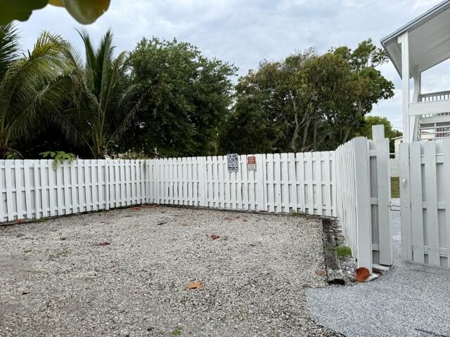 LAKE WORTH TOWN OF - Residential Lease