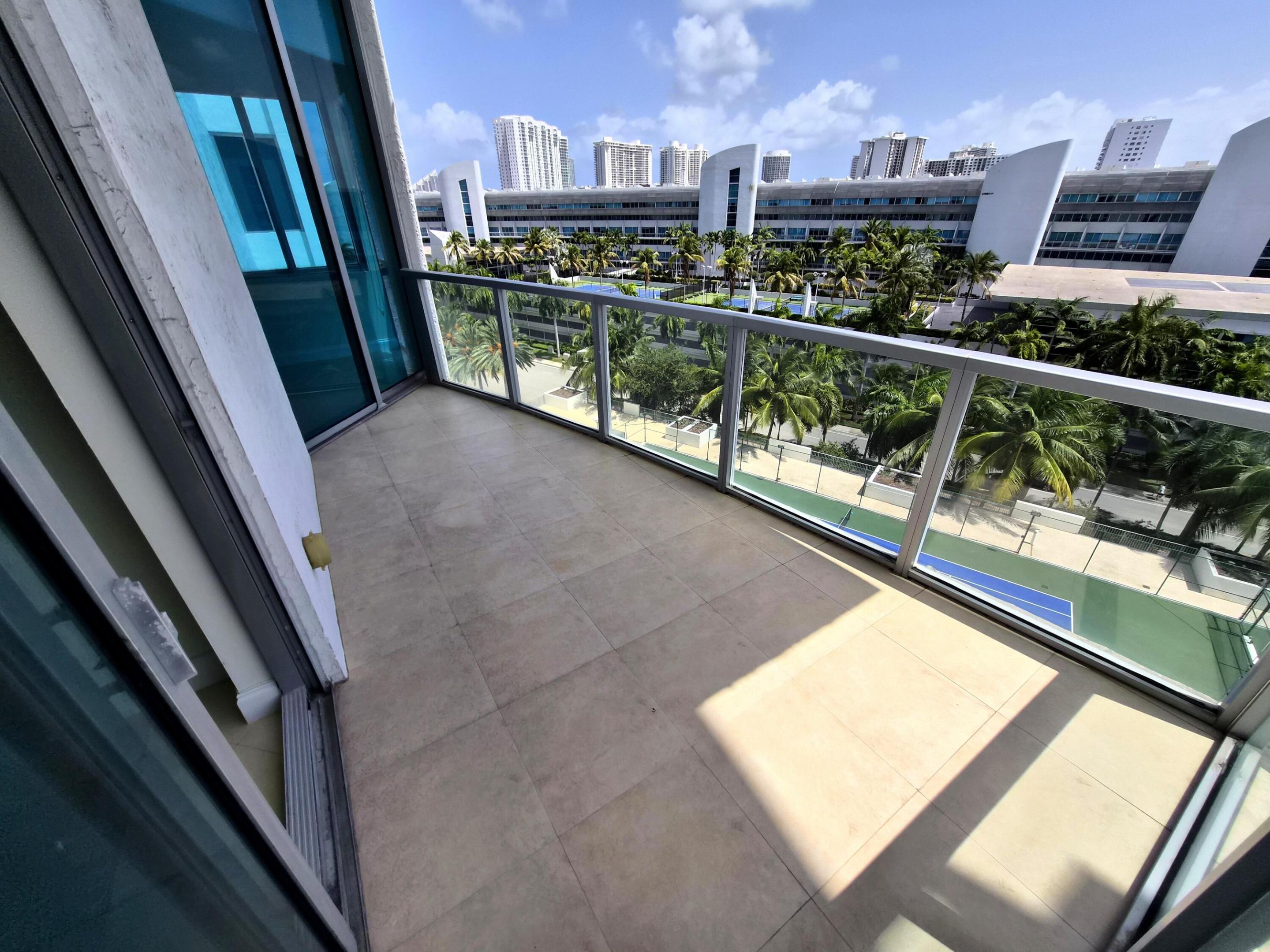 UPTOWN MARINA LOFTS CONDO - Residential