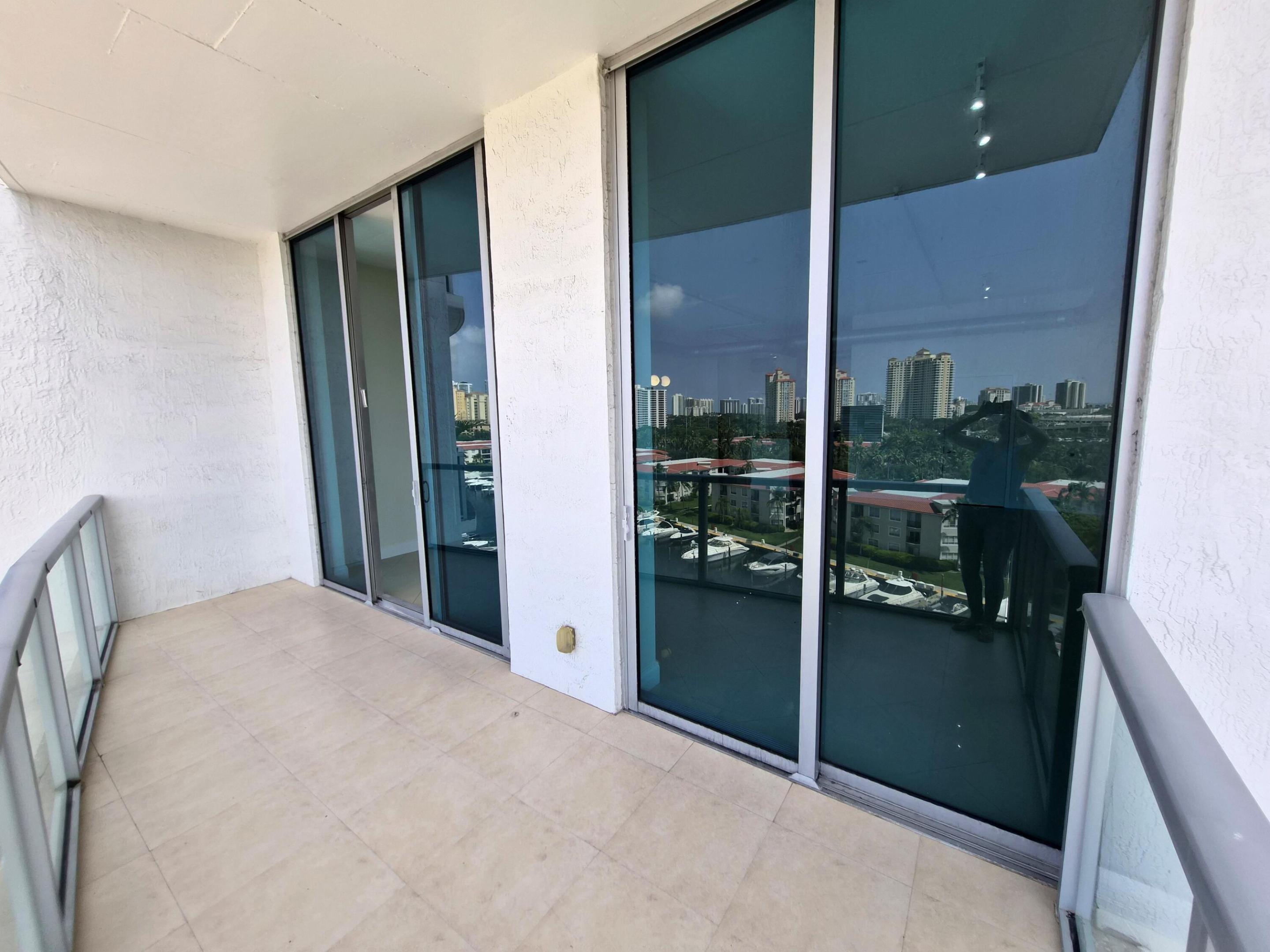 UPTOWN MARINA LOFTS CONDO - Residential