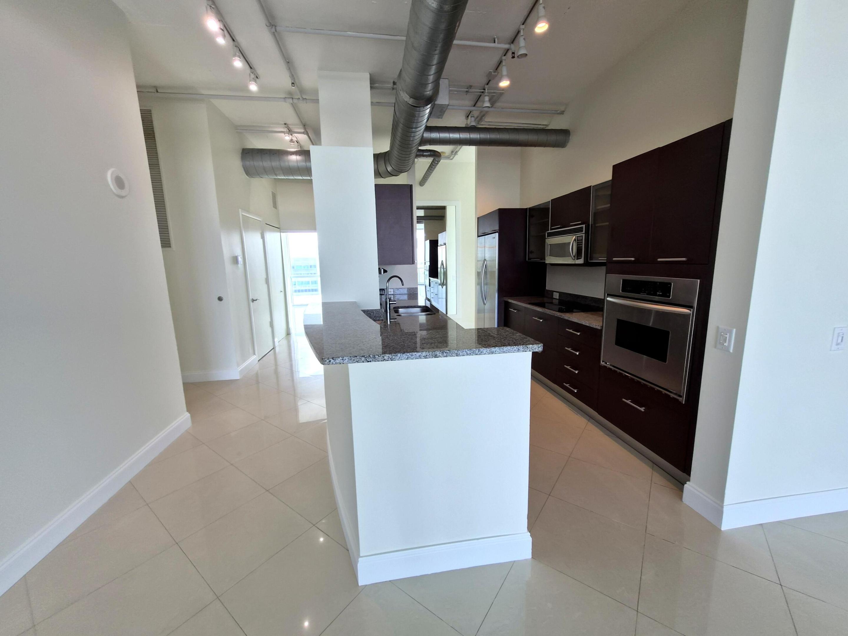 UPTOWN MARINA LOFTS CONDO - Residential