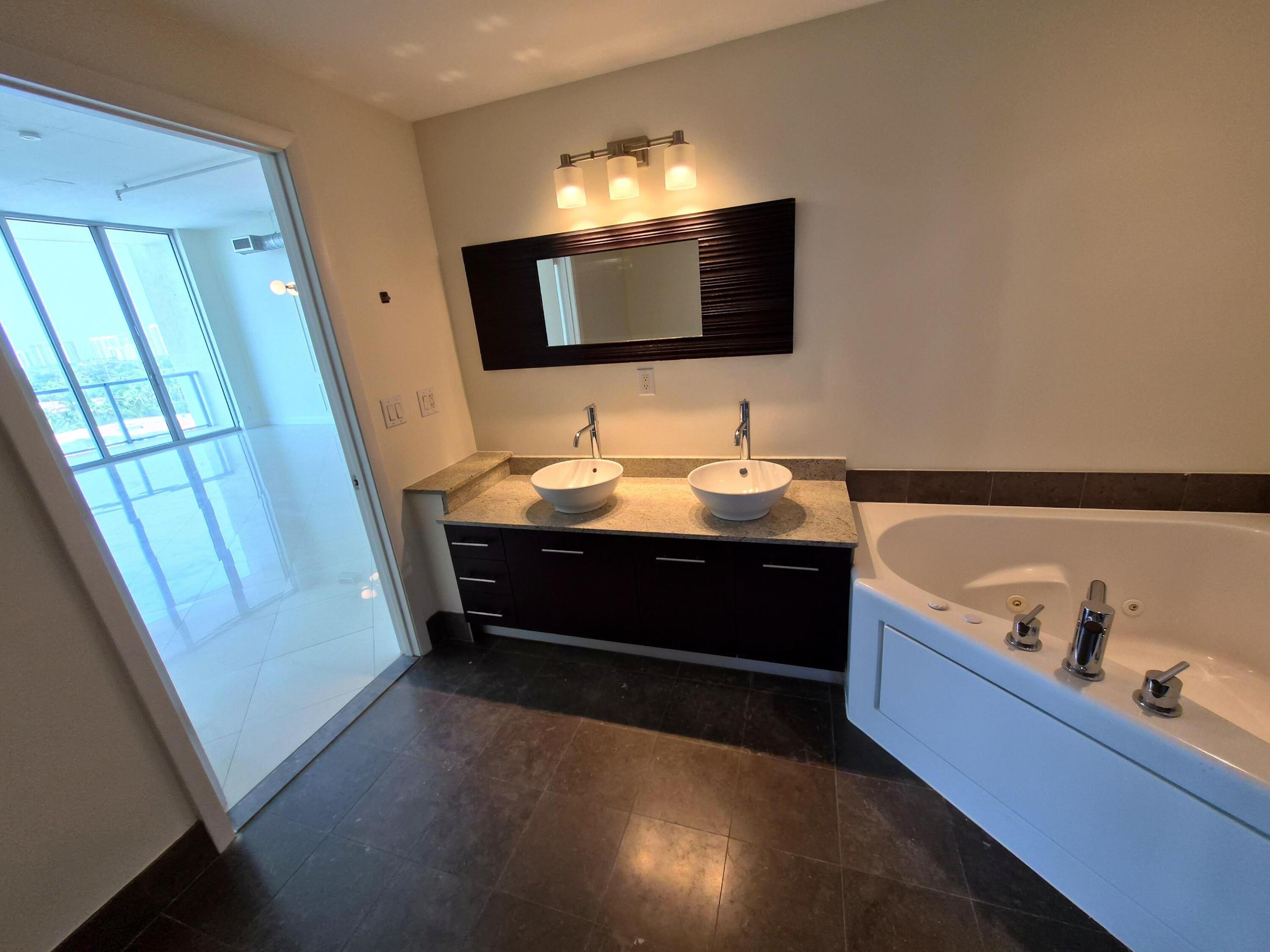 UPTOWN MARINA LOFTS CONDO - Residential