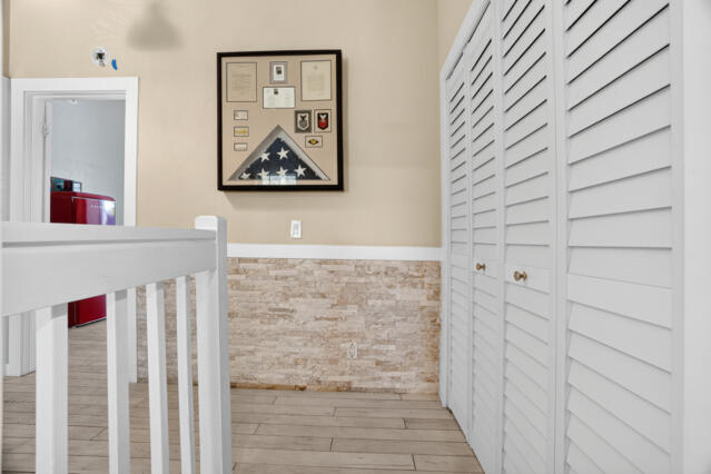 MARINERS WAY - Residential