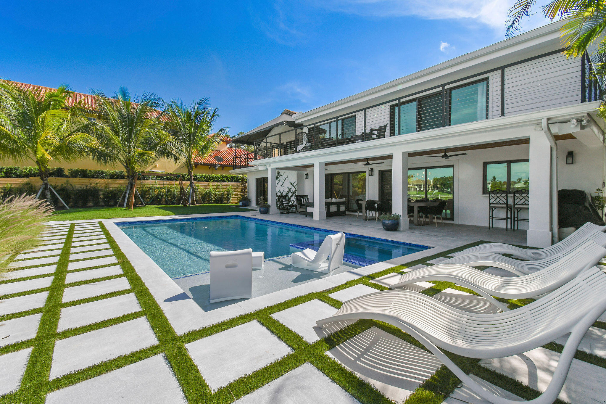 INTRACOASTAL PARK - Residential
