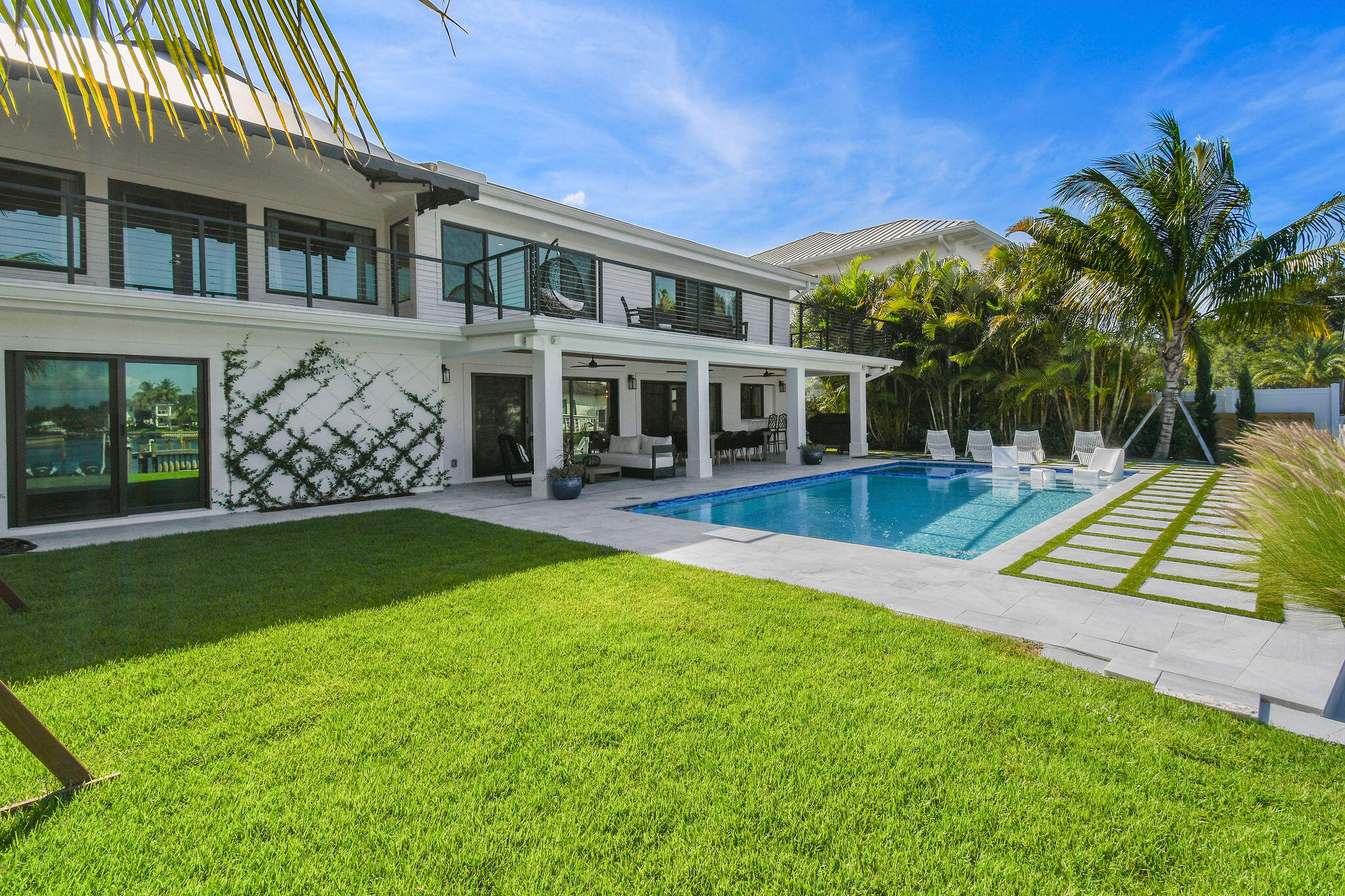 INTRACOASTAL PARK - Residential