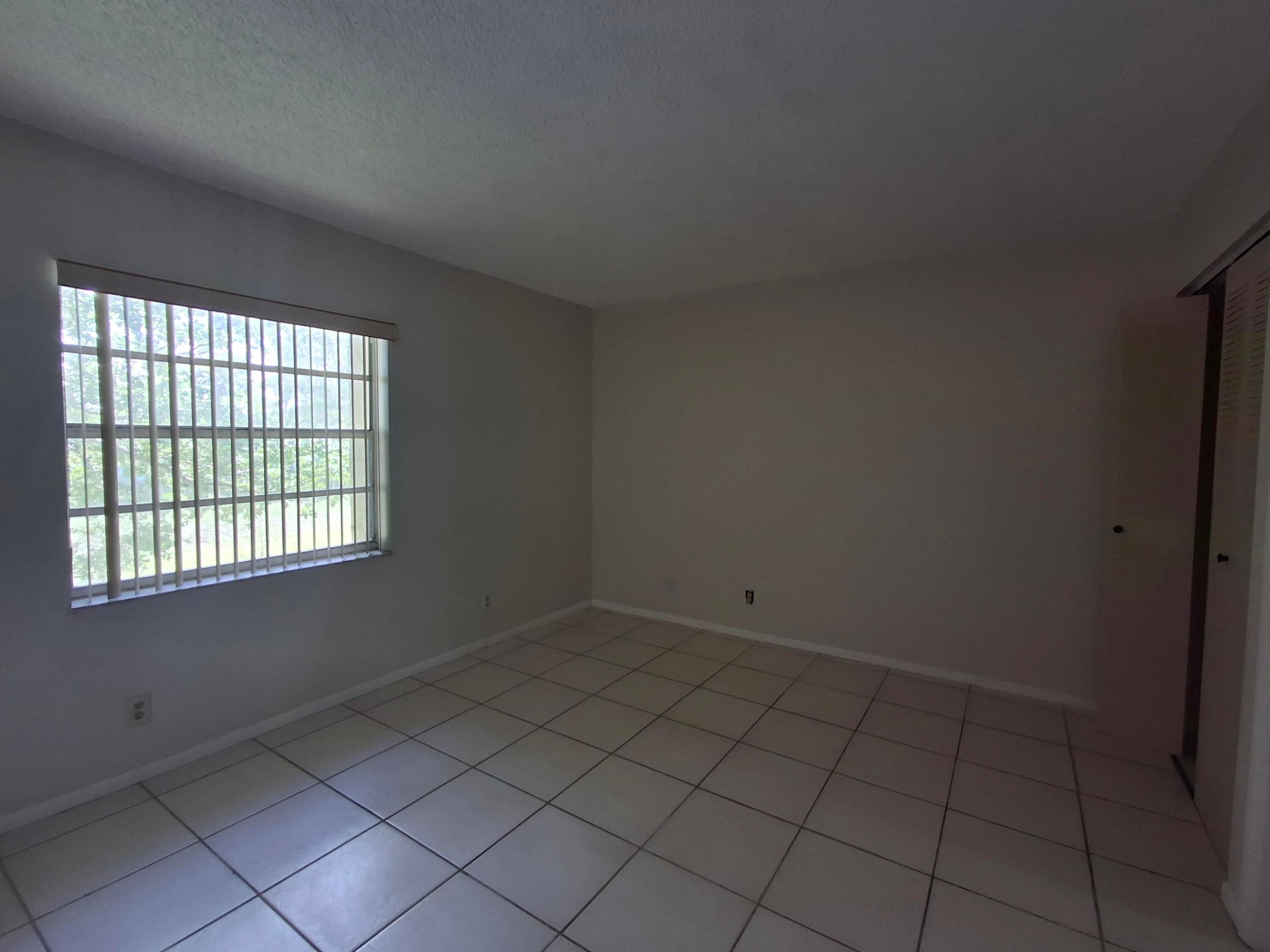 ORANGE TREE OF CORAL SPRINGS - Residential Lease