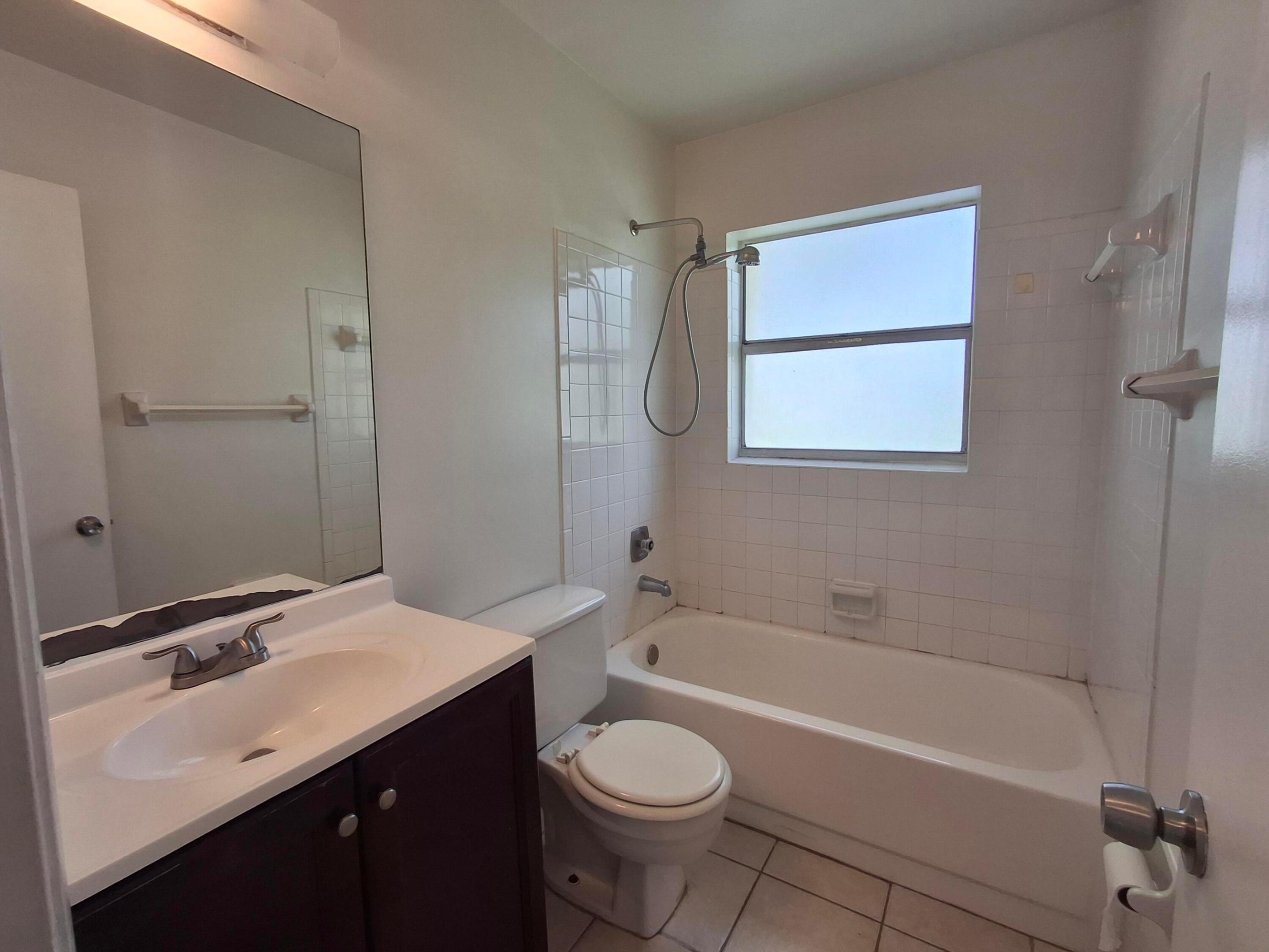ORANGE TREE OF CORAL SPRINGS - Residential Lease