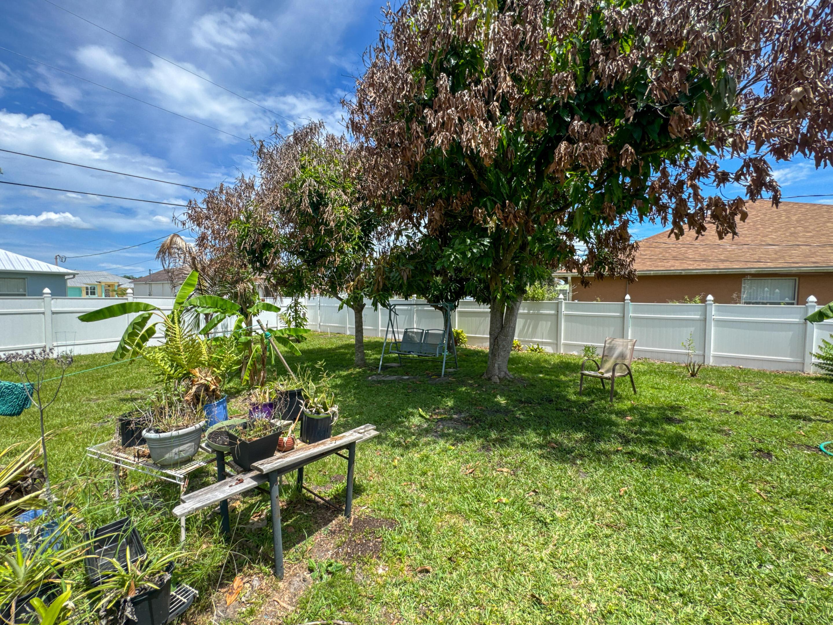 PORT ST LUCIE SECTION 9 - Residential