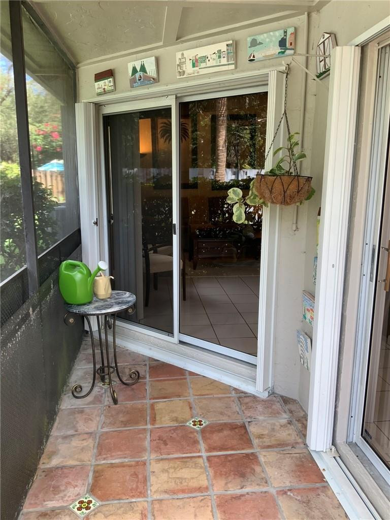 COUNTRY ISLES GARDEN HOME - Residential