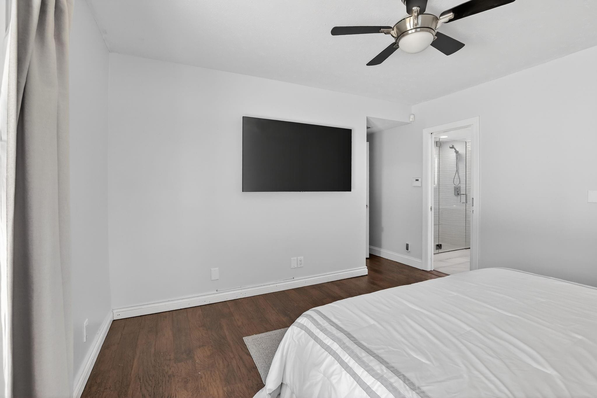 Beaumont 106-11 B - Residential
