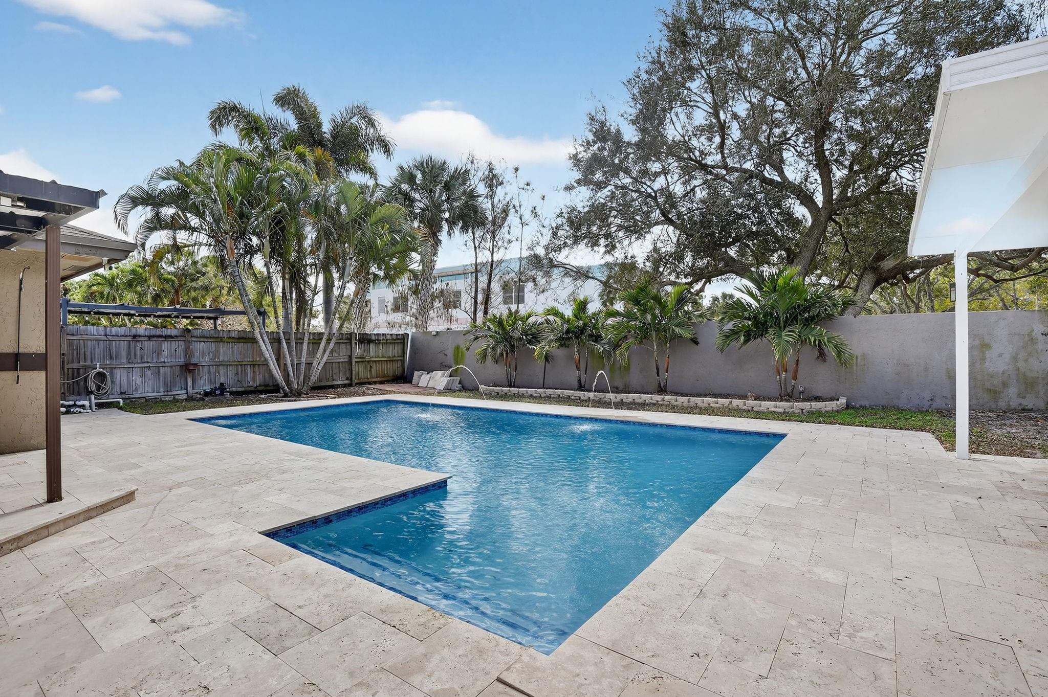 Beaumont 106-11 B - Residential