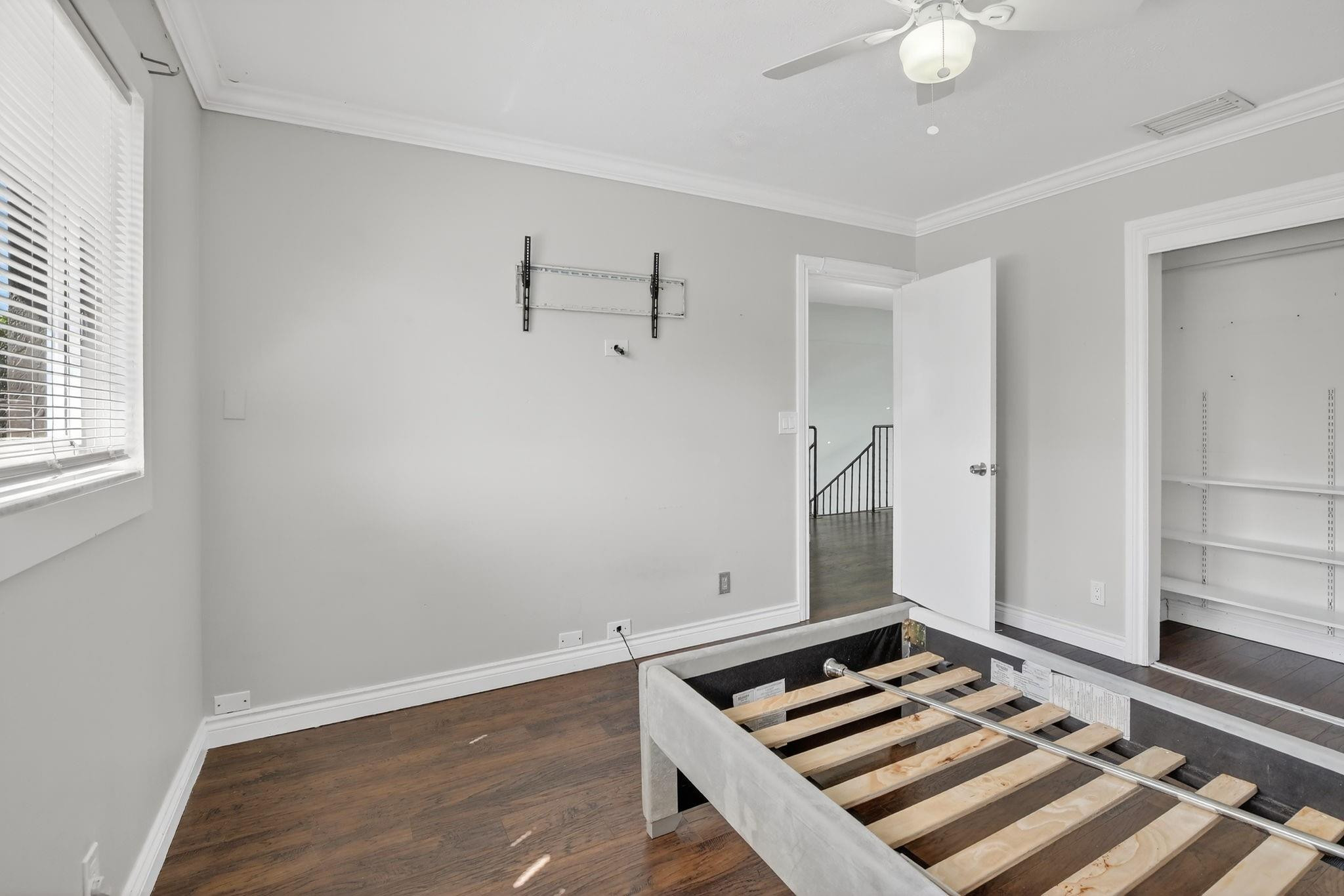 Beaumont 106-11 B - Residential