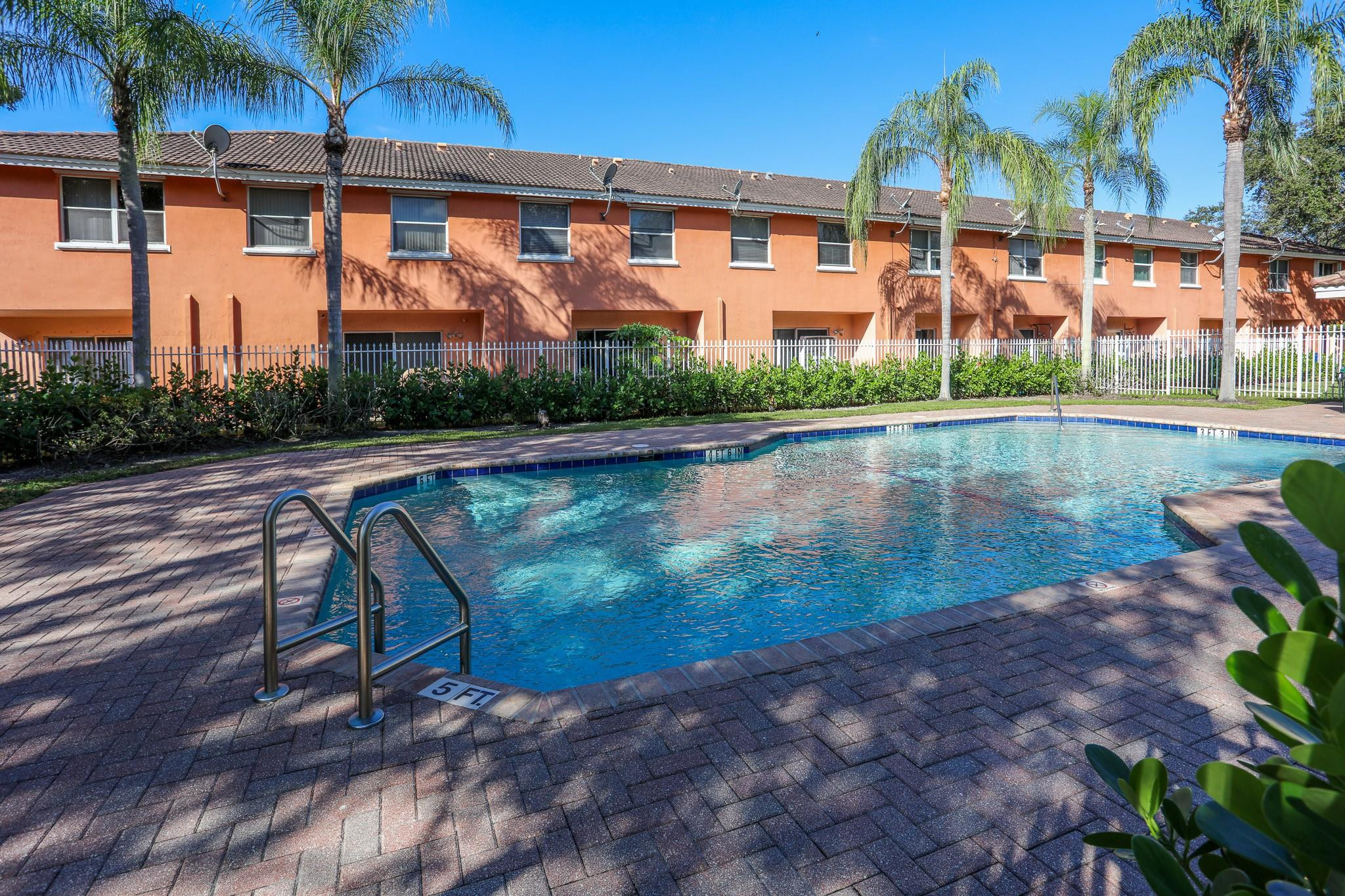 Sienna Club - Residential