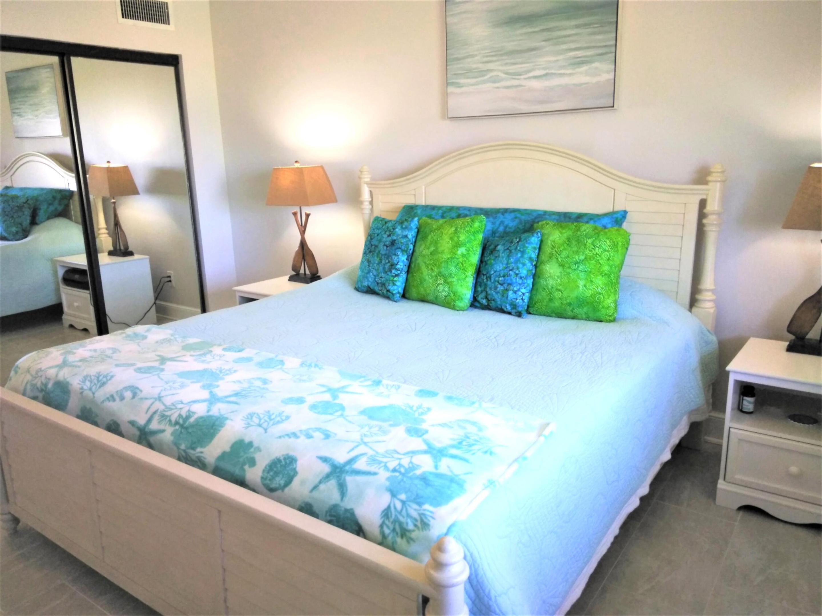GOLF VILLAS - Residential Lease