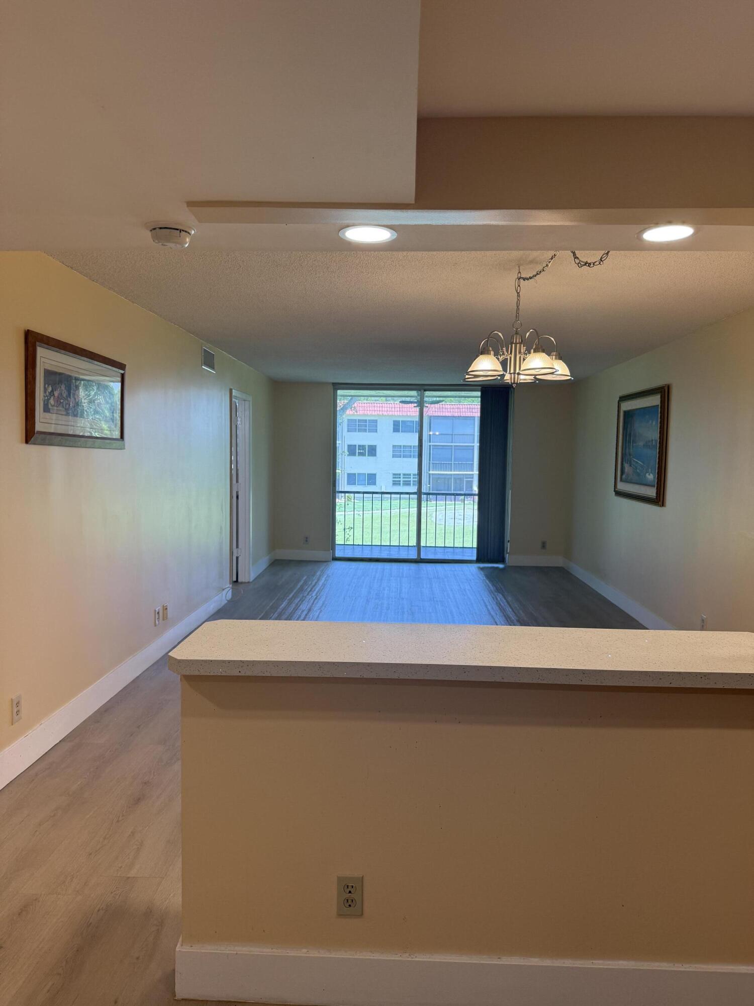 HOLLYBROOK GOLF AND - Residential