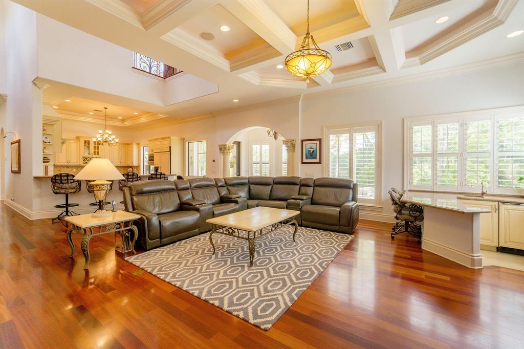 RANCH COLONY - Residential