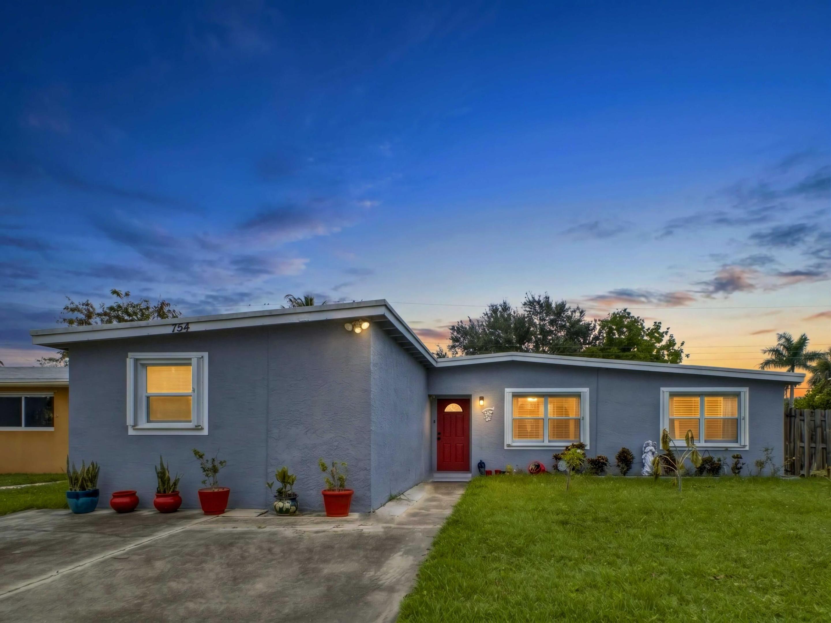 PALM BEACH COLONY SECS 1 AND 2 - Residential
