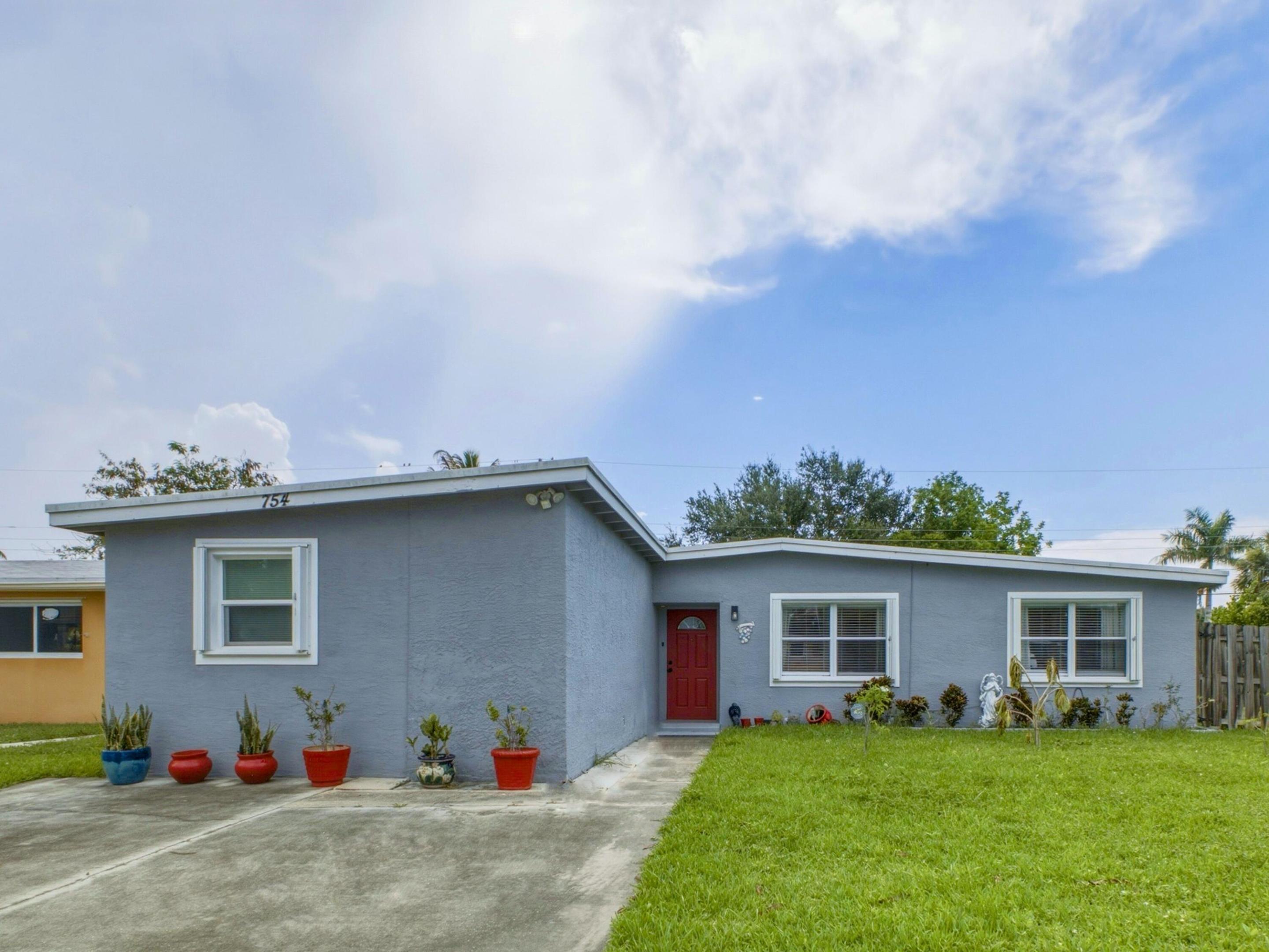 PALM BEACH COLONY SECS 1 AND 2 - Residential