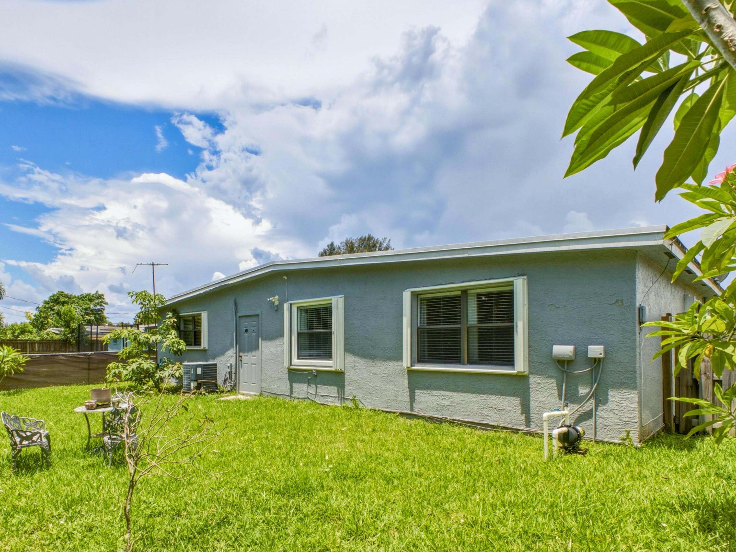 PALM BEACH COLONY SECS 1 AND 2 - Residential