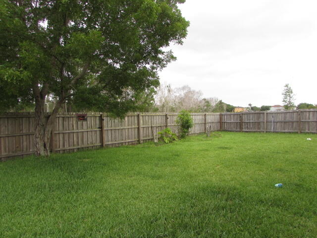 PORT ST LUCIE SECTION 46 1ST REPLAT - Residential