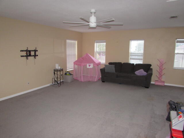 PORT ST LUCIE SECTION 46 1ST REPLAT - Residential