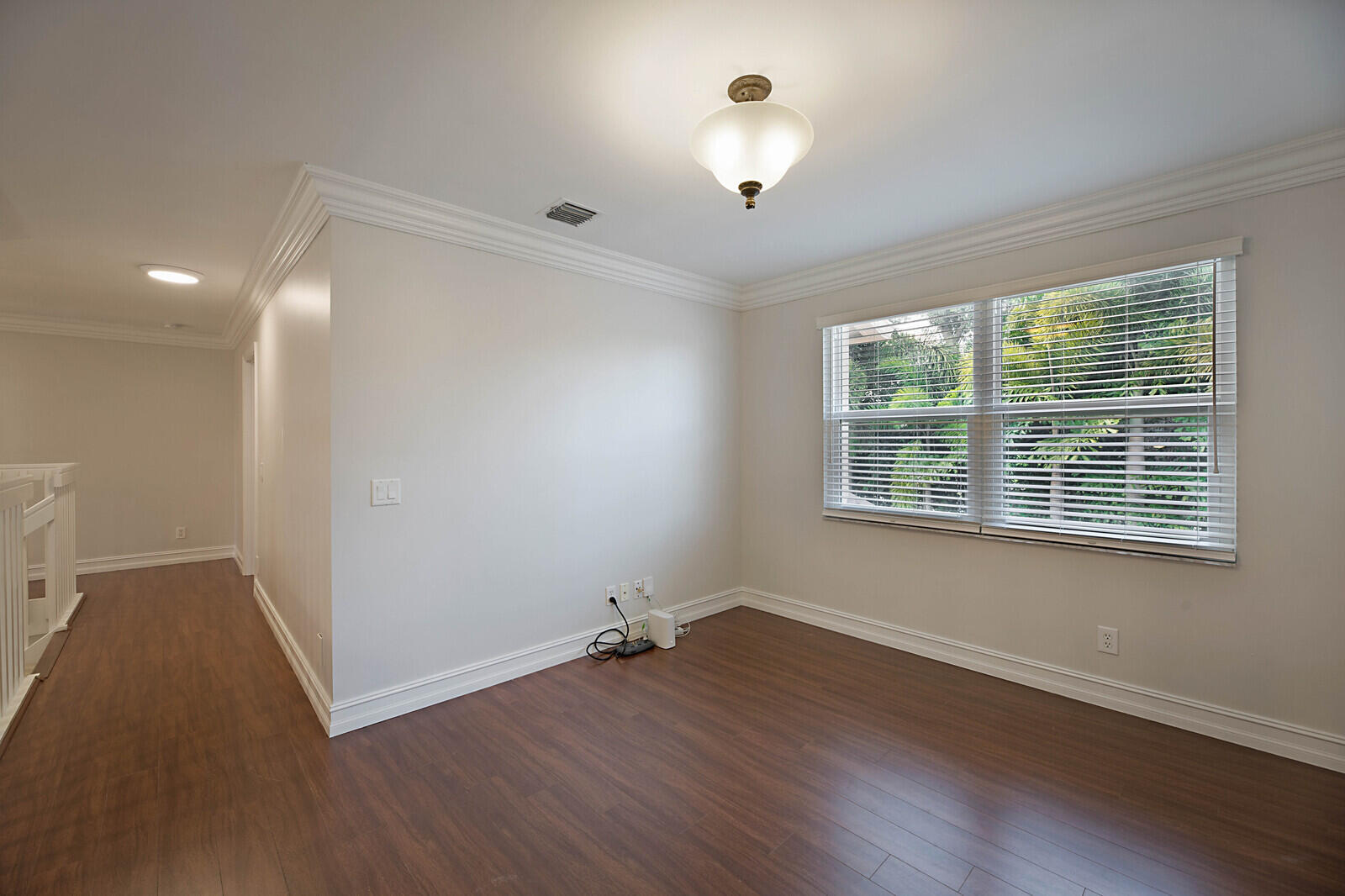 SYMPHONY BAY - Residential Lease