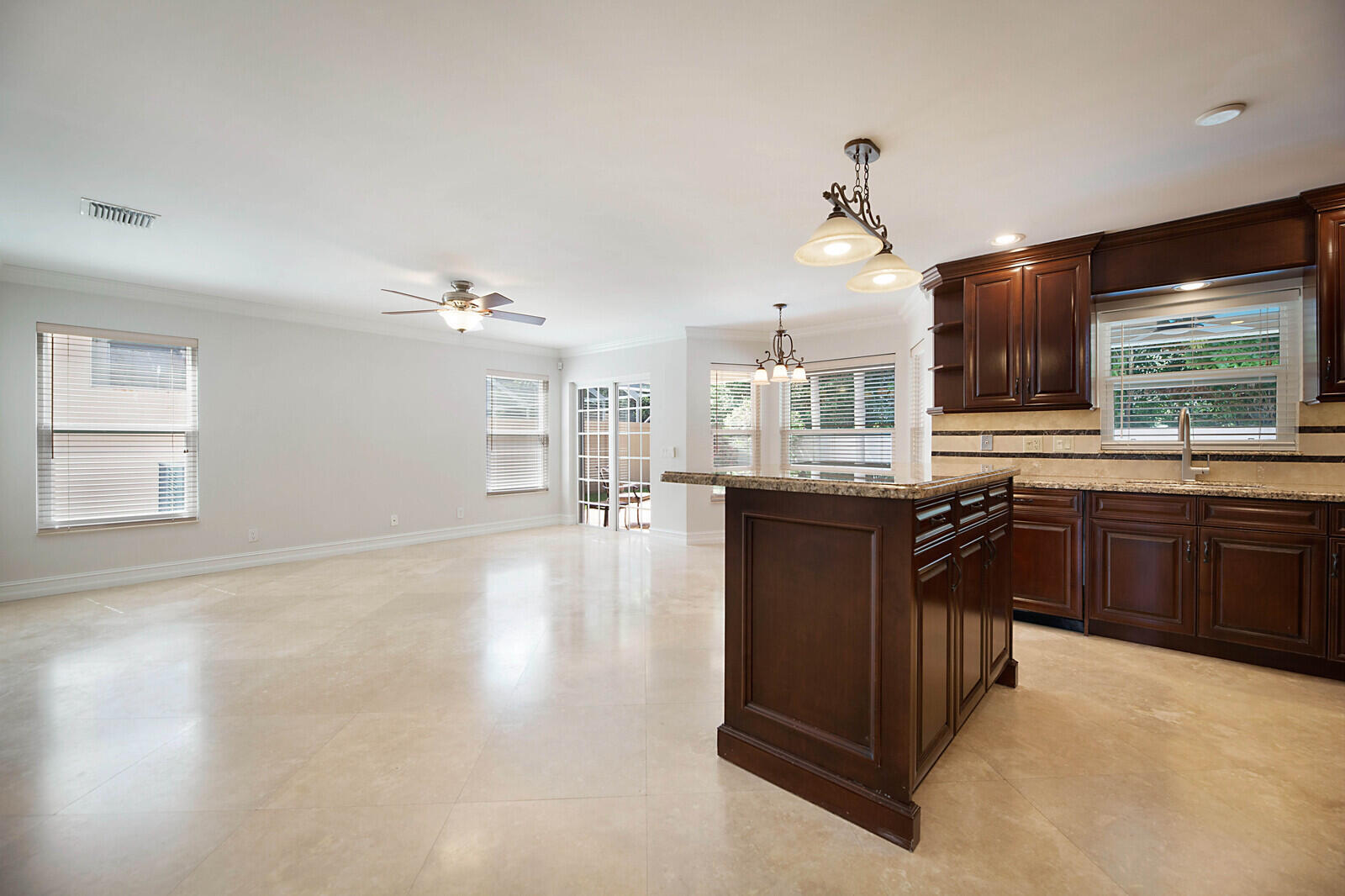 SYMPHONY BAY - Residential Lease