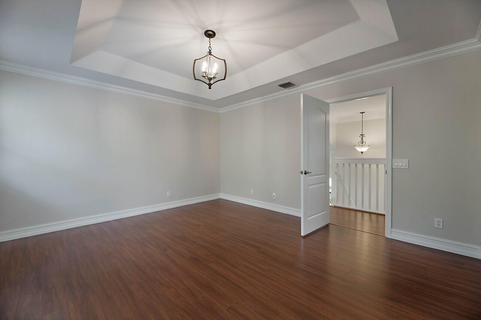 SYMPHONY BAY - Residential Lease