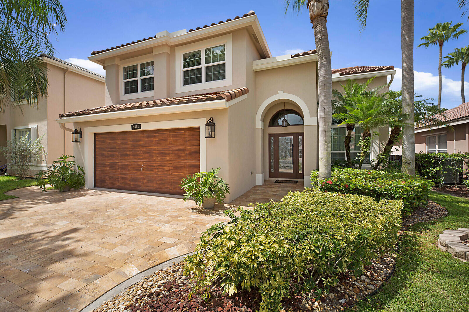 SYMPHONY BAY - Residential Lease