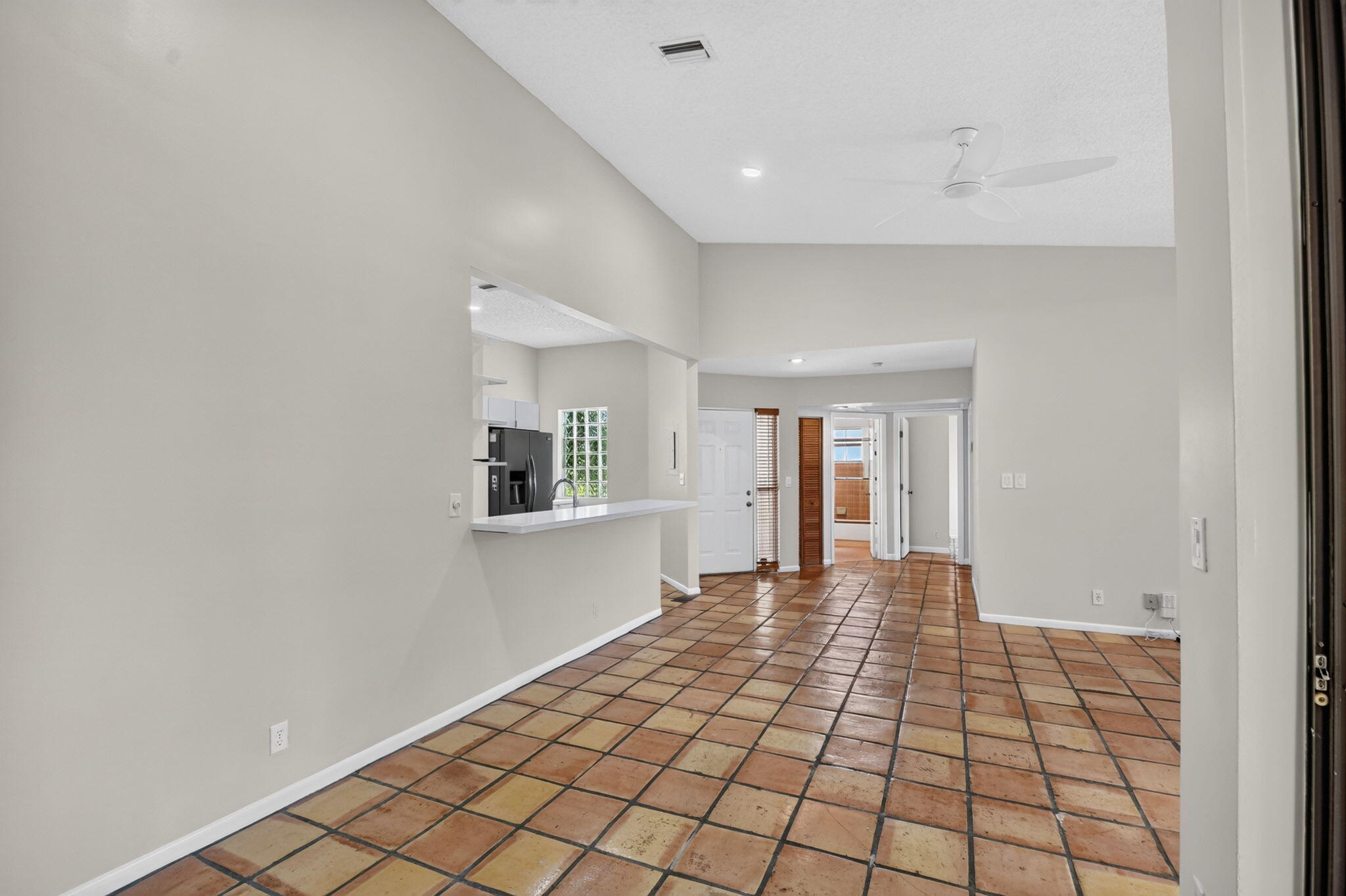 ALEXANDRA VILLAGE CONDO - Residential Lease