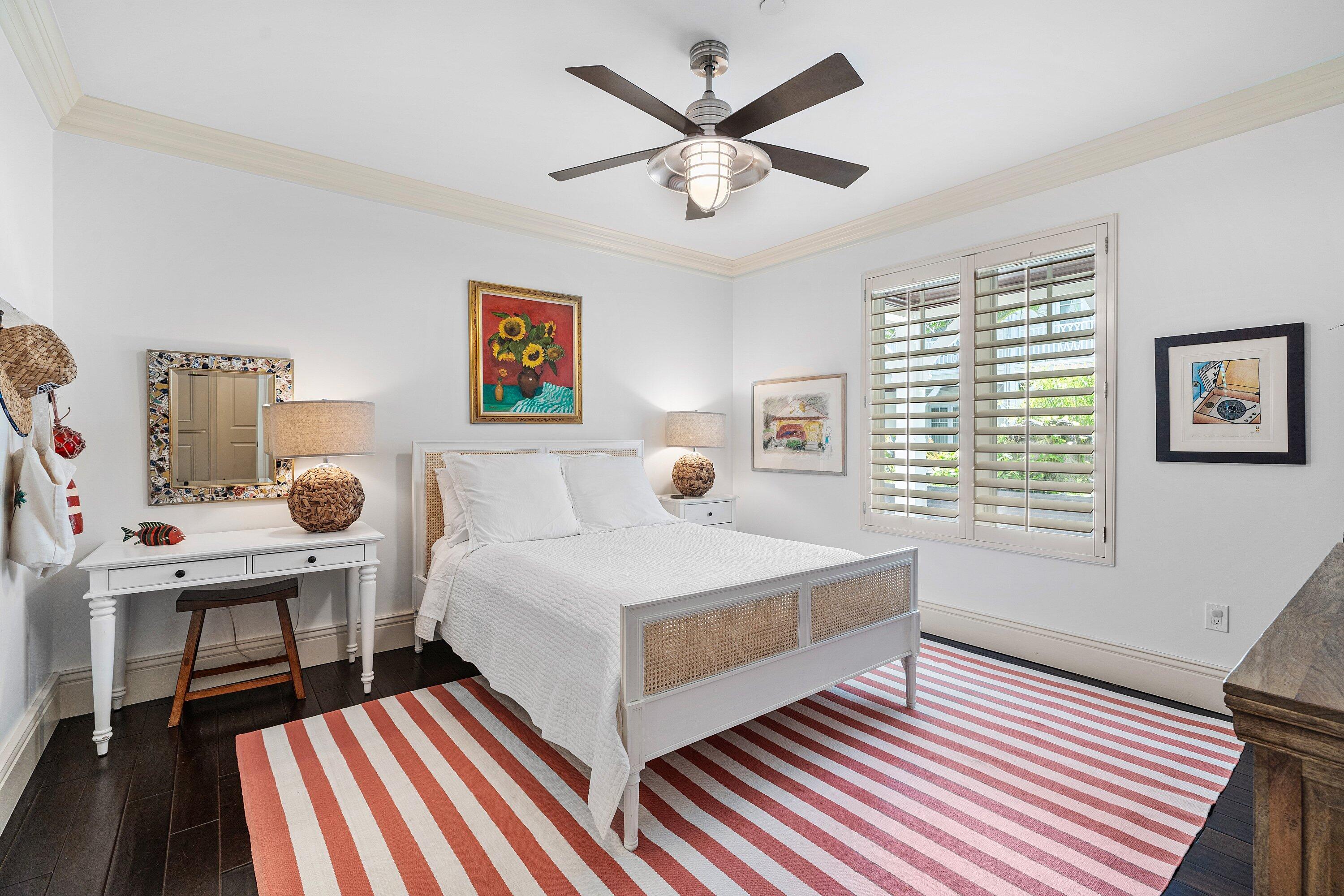 SEAGATE RESIDENCES CONDO - Residential
