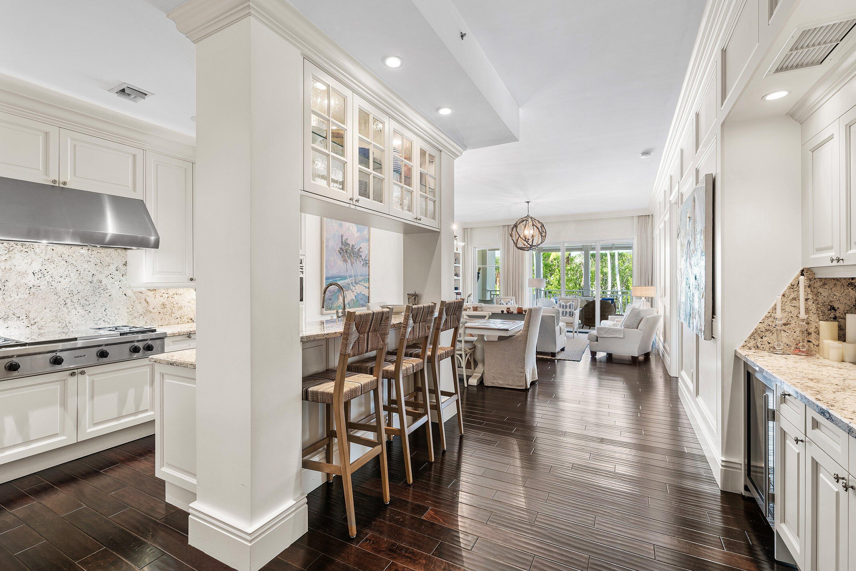 SEAGATE RESIDENCES CONDO - Residential