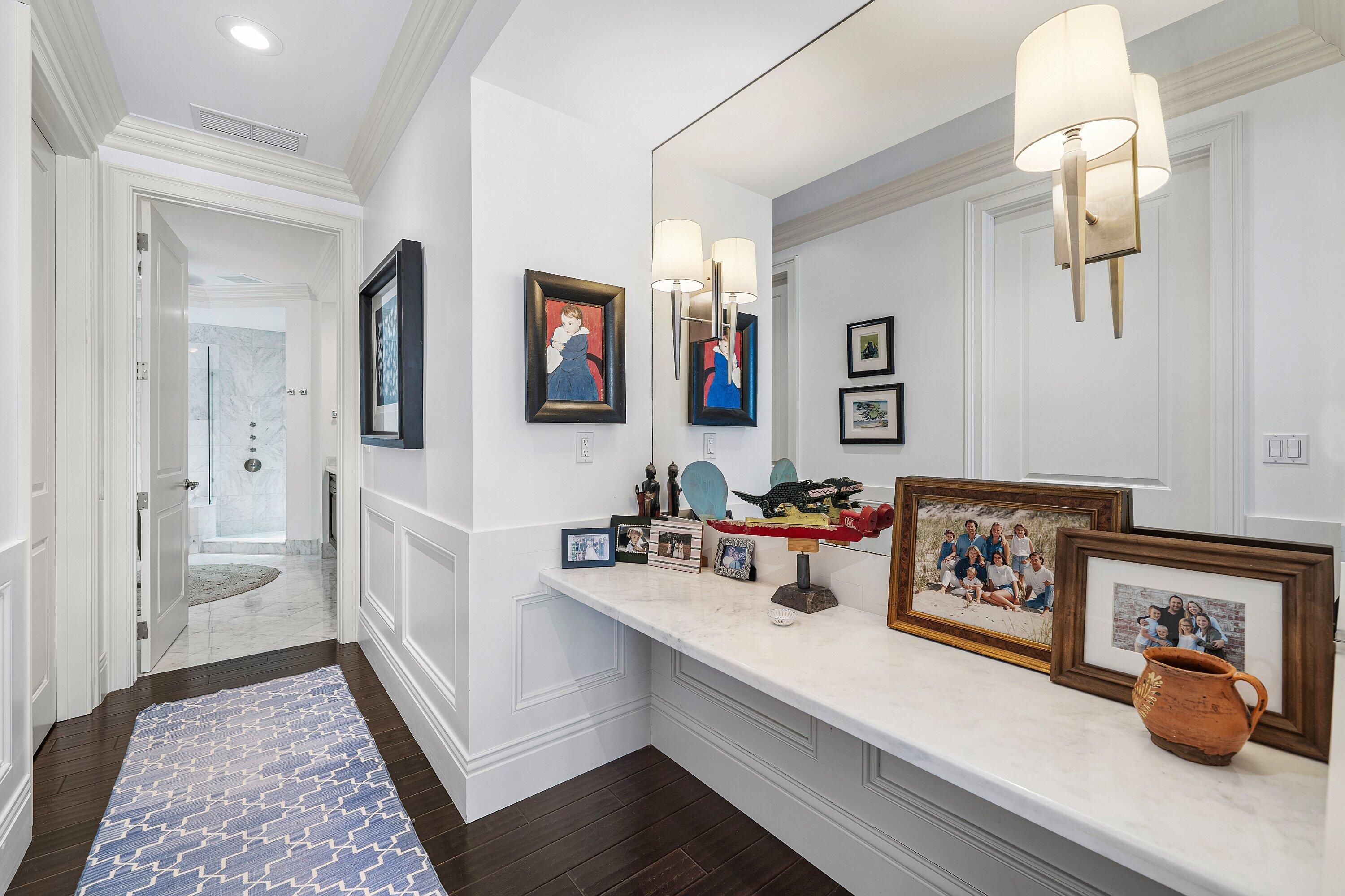 SEAGATE RESIDENCES CONDO - Residential