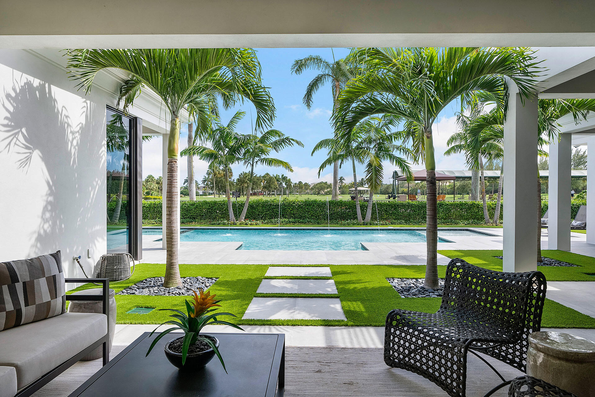 ROYAL PALM YACHT & COUNTRY CLUB - Residential