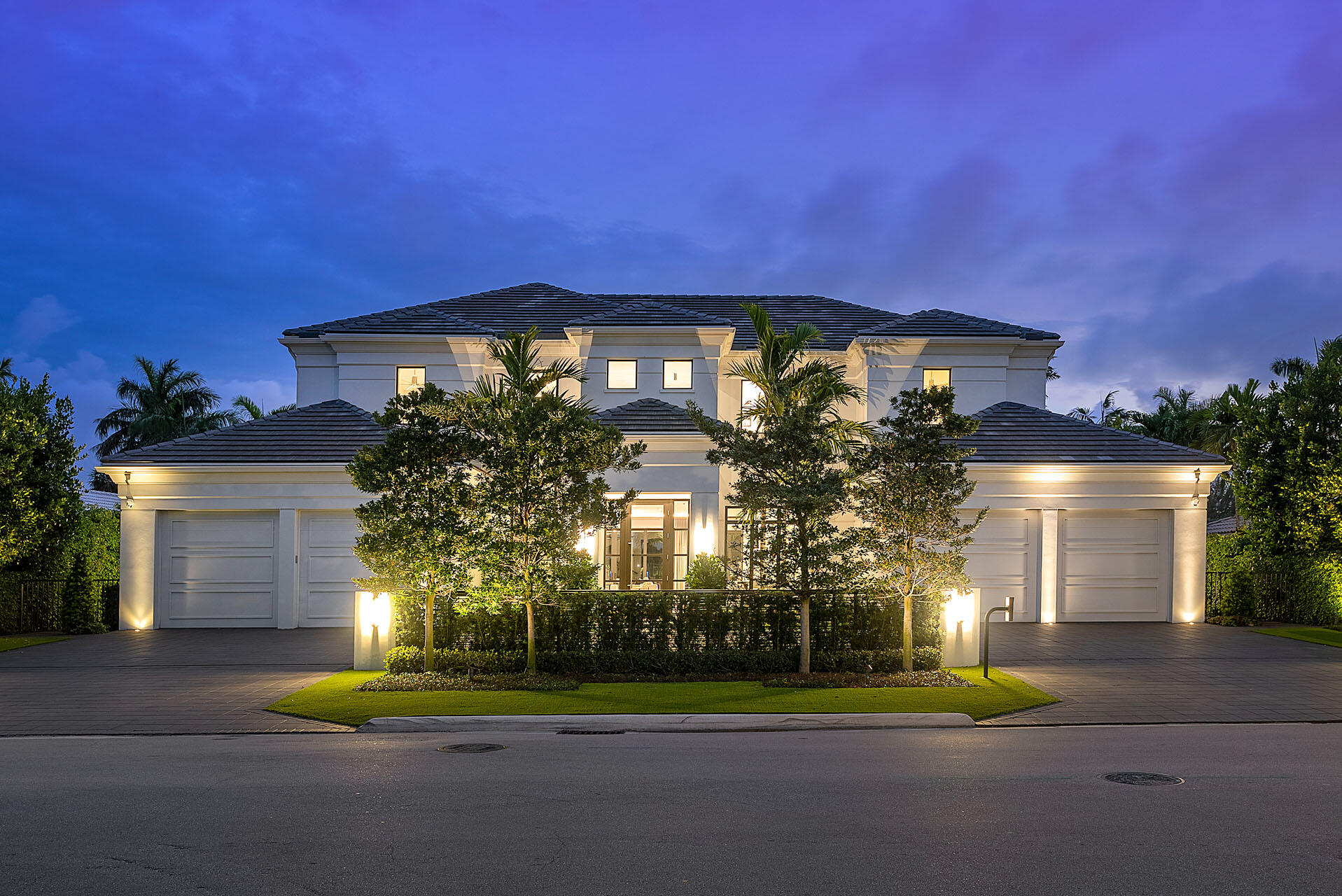 ROYAL PALM YACHT & COUNTRY CLUB - Residential