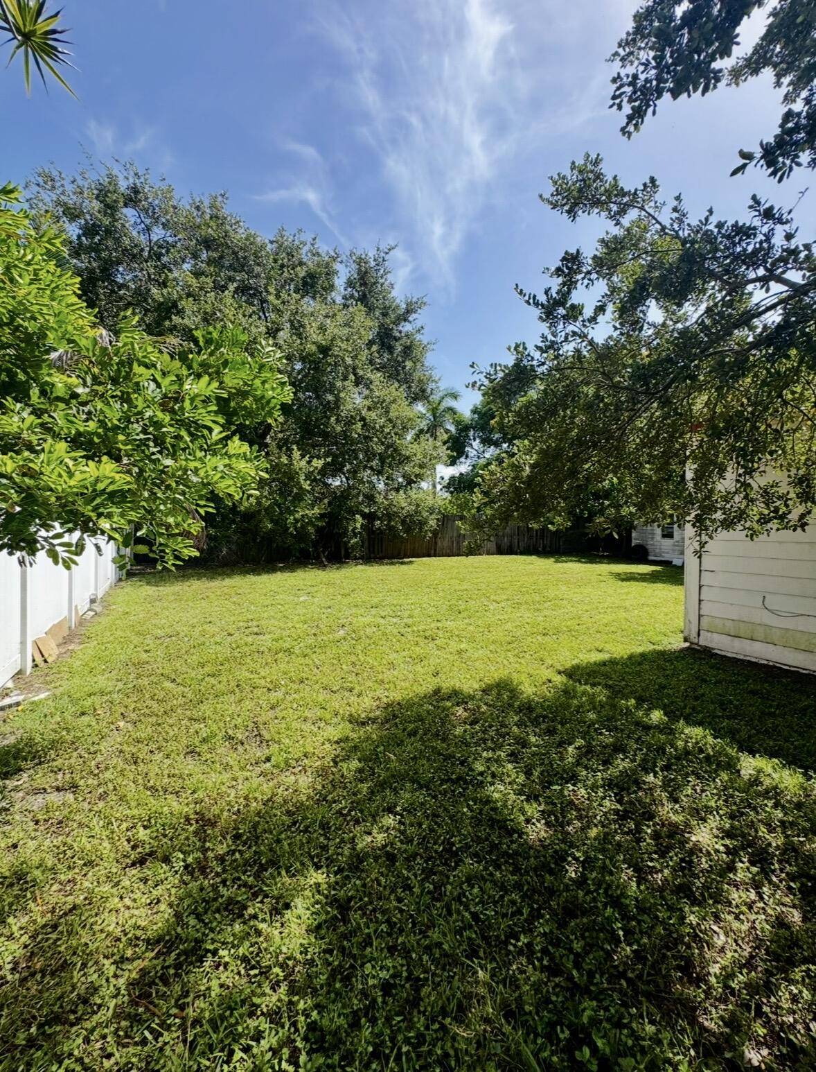 COUNTERPOINT ESTATES 6 - Residential