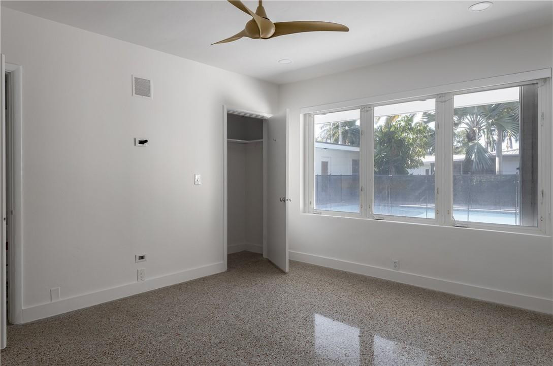Hollywood Lakes Sec 1-32 - Residential