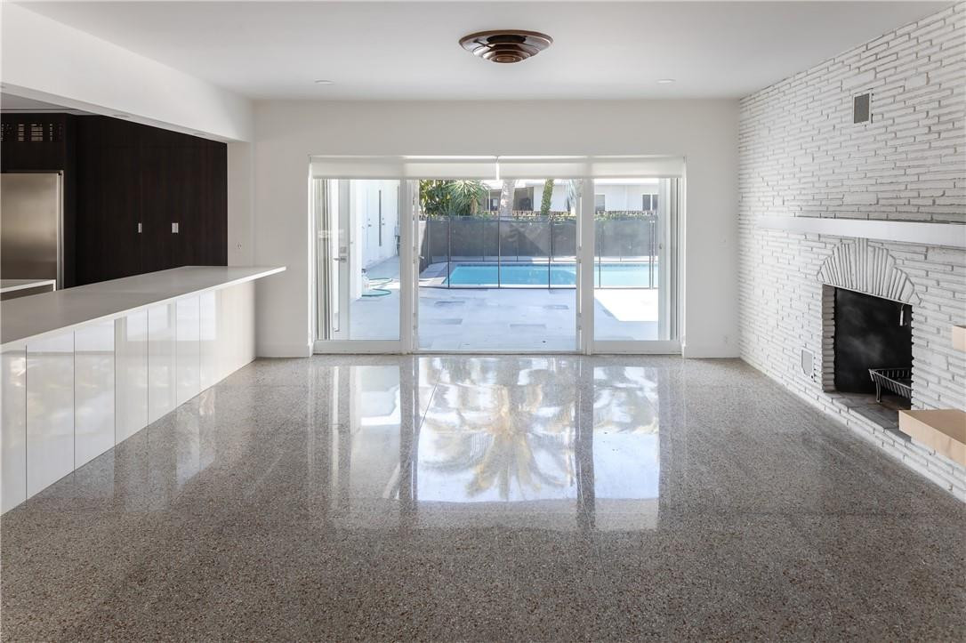 Hollywood Lakes Sec 1-32 - Residential