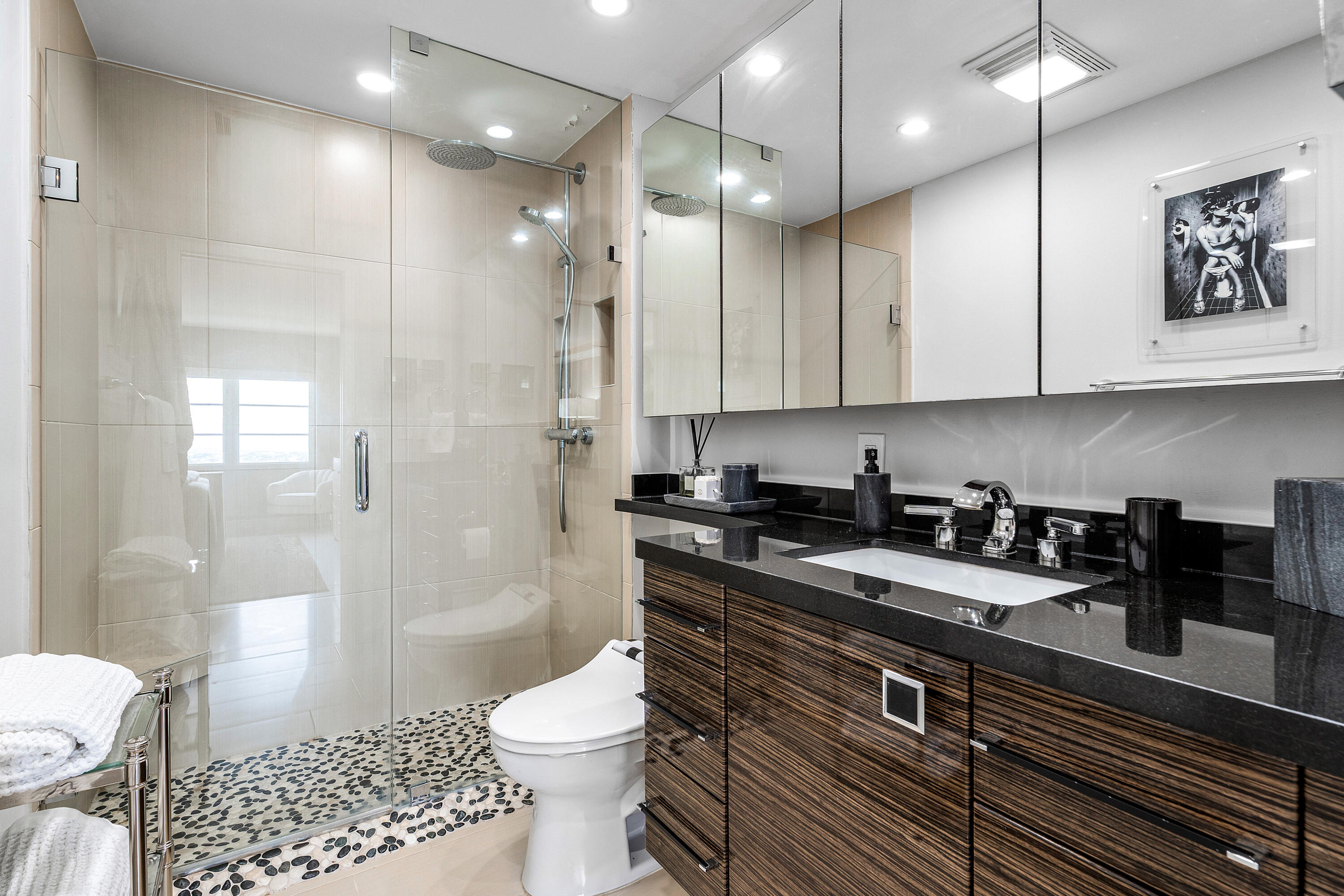 MARINE TOWER CONDO - Residential