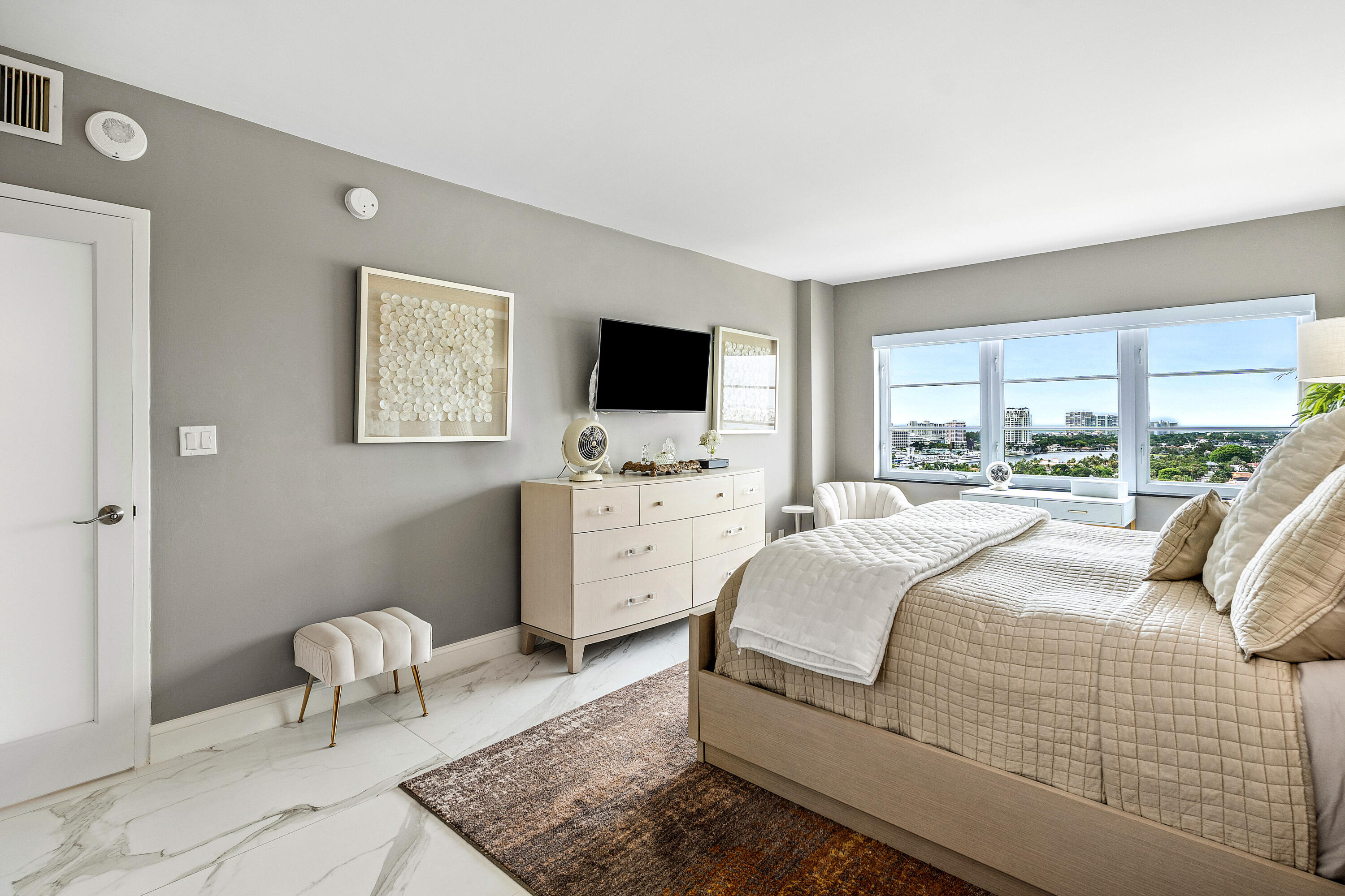 MARINE TOWER CONDO - Residential