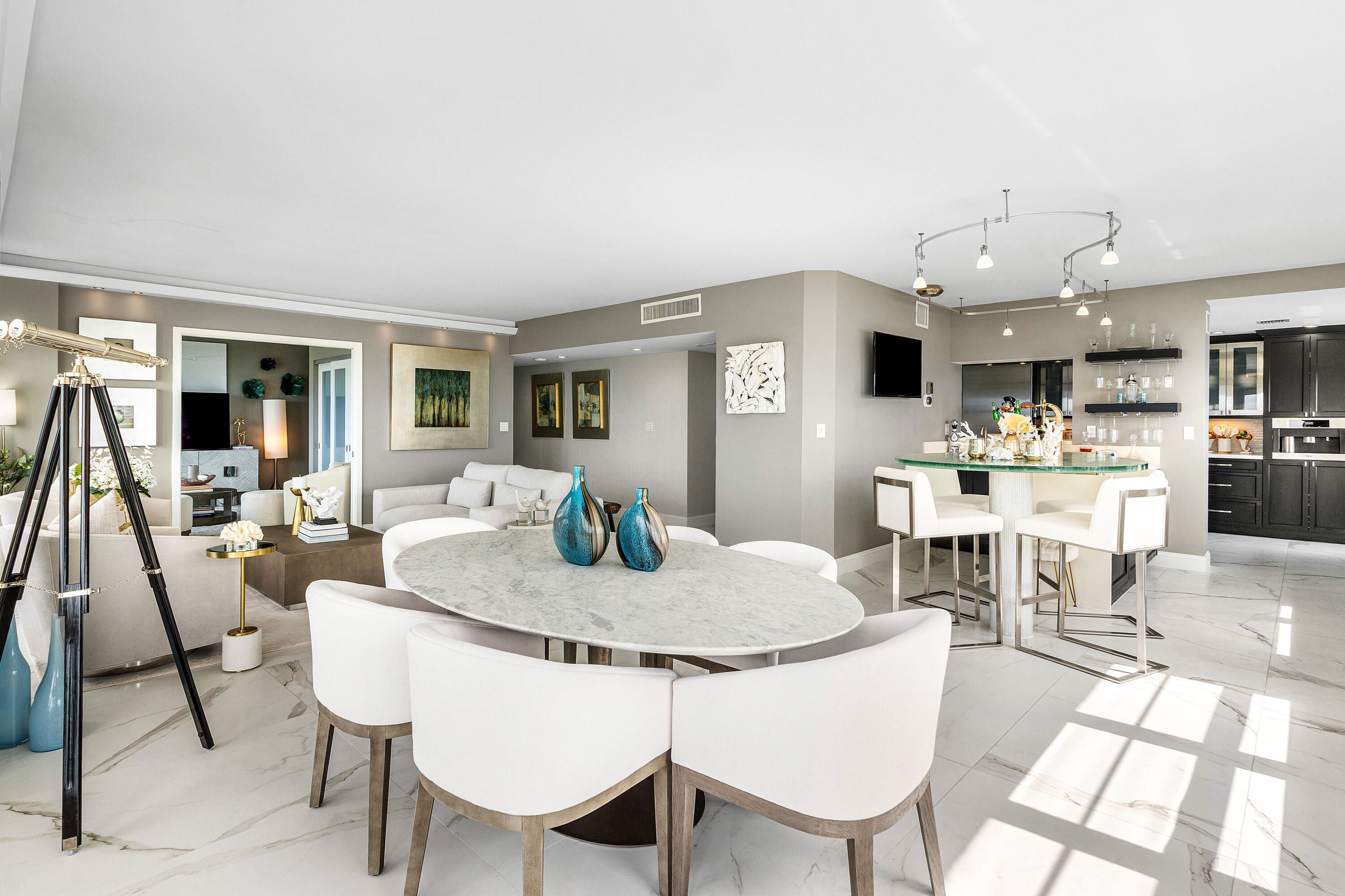 MARINE TOWER CONDO - Residential