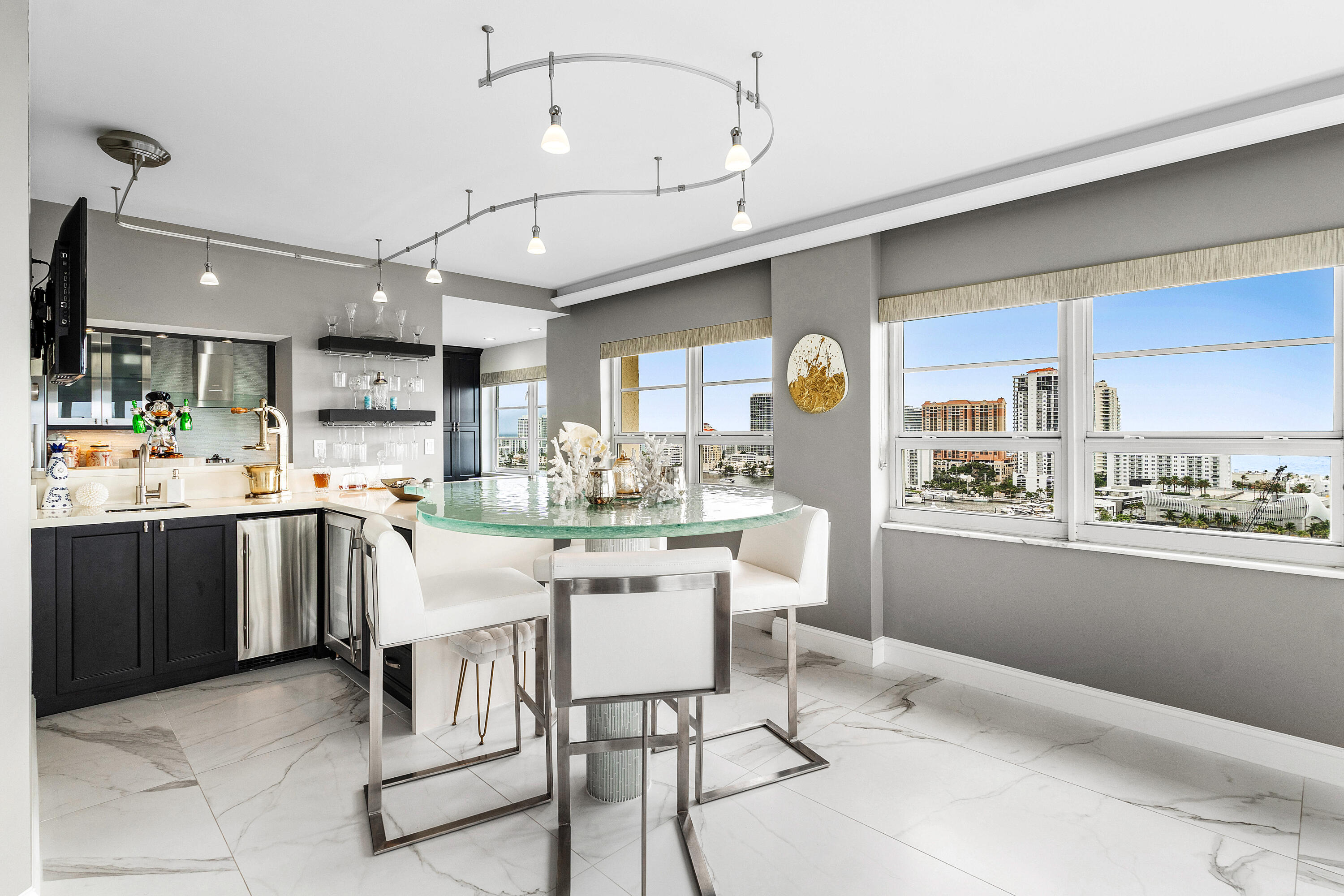 MARINE TOWER CONDO - Residential