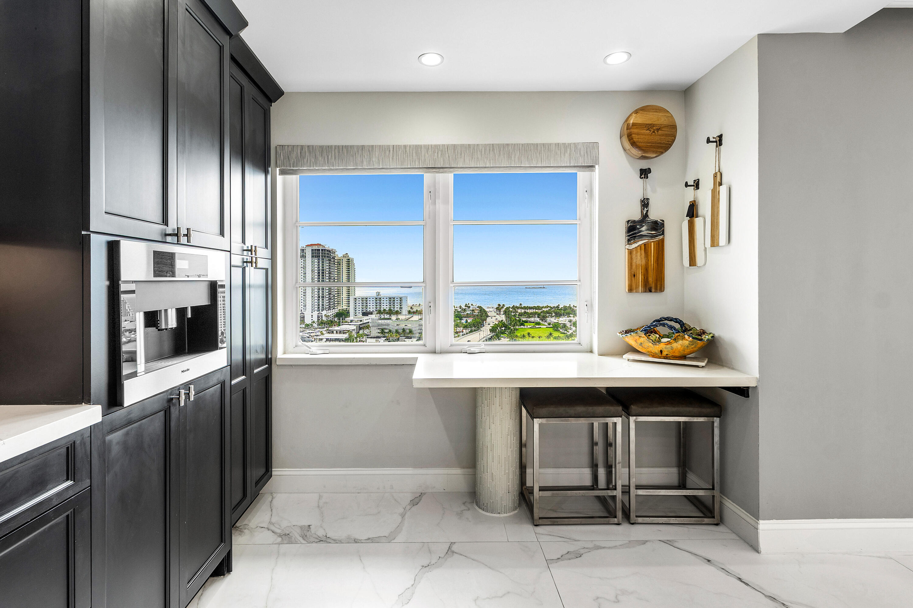 MARINE TOWER CONDO - Residential