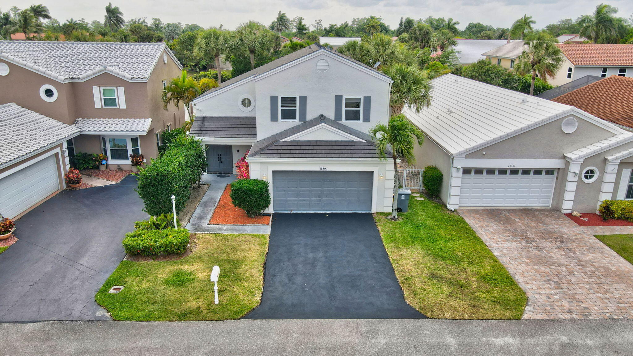 BOCA CHASE TR 9 B - Residential Lease