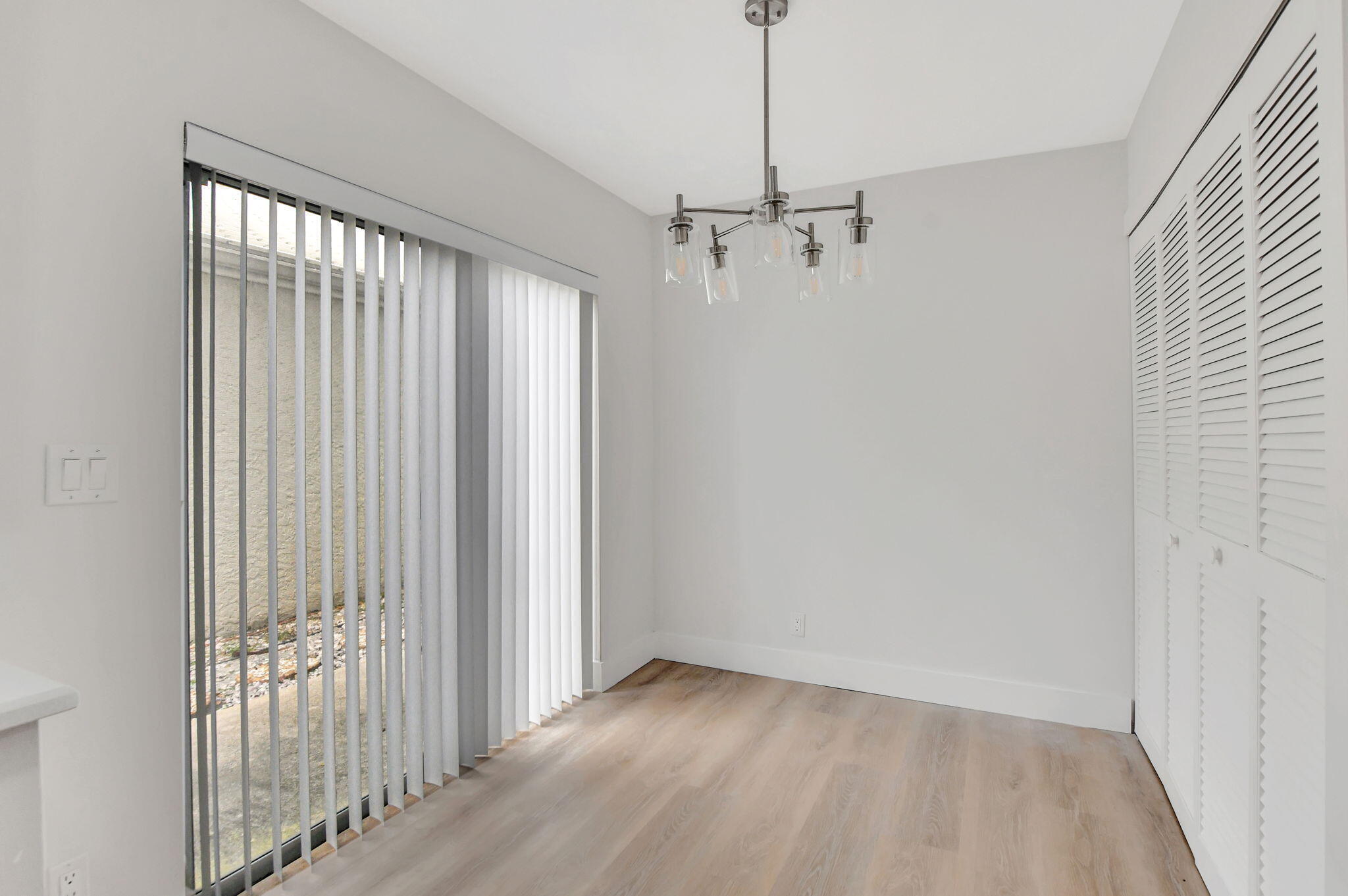 BOCA CHASE TR 9 B - Residential Lease