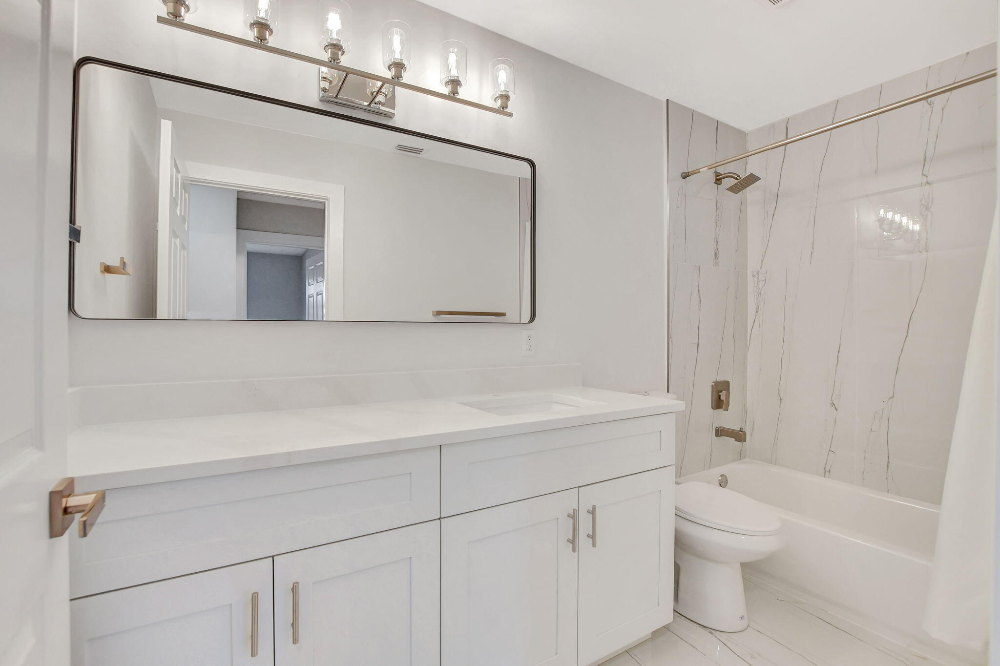 BOCA CHASE TR 9 B - Residential Lease
