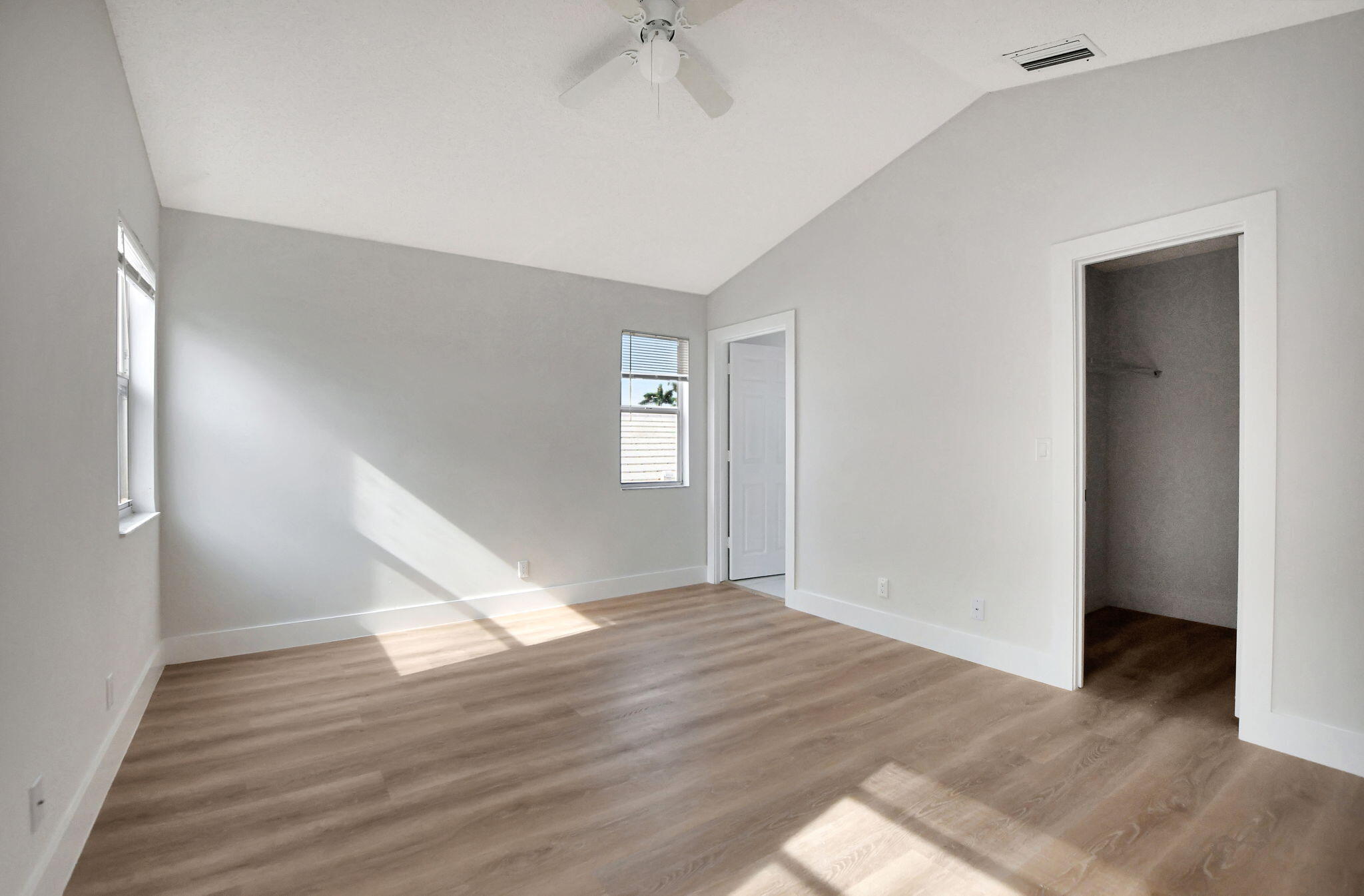 BOCA CHASE TR 9 B - Residential Lease