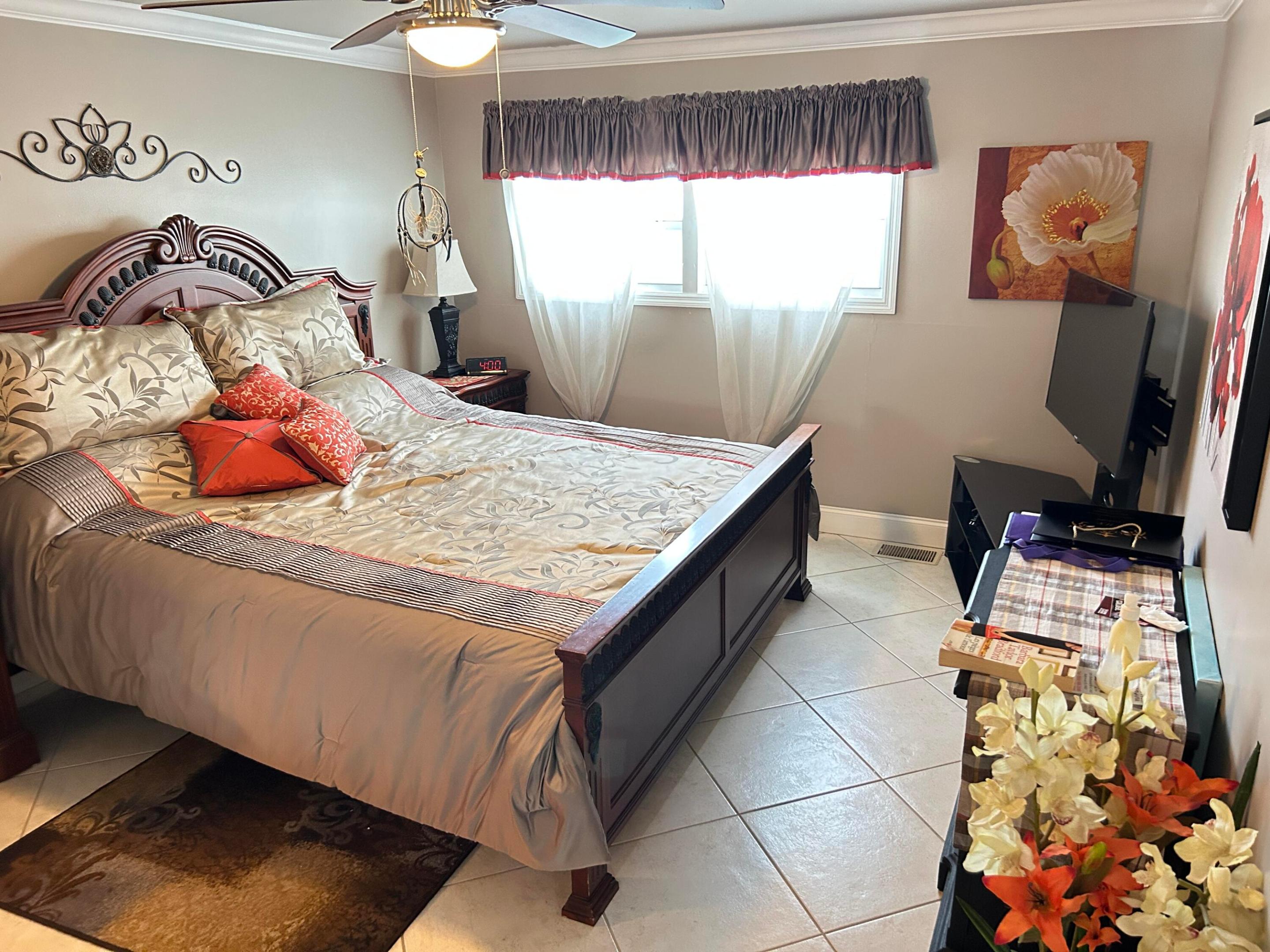 Orangebrook Harbor - Residential