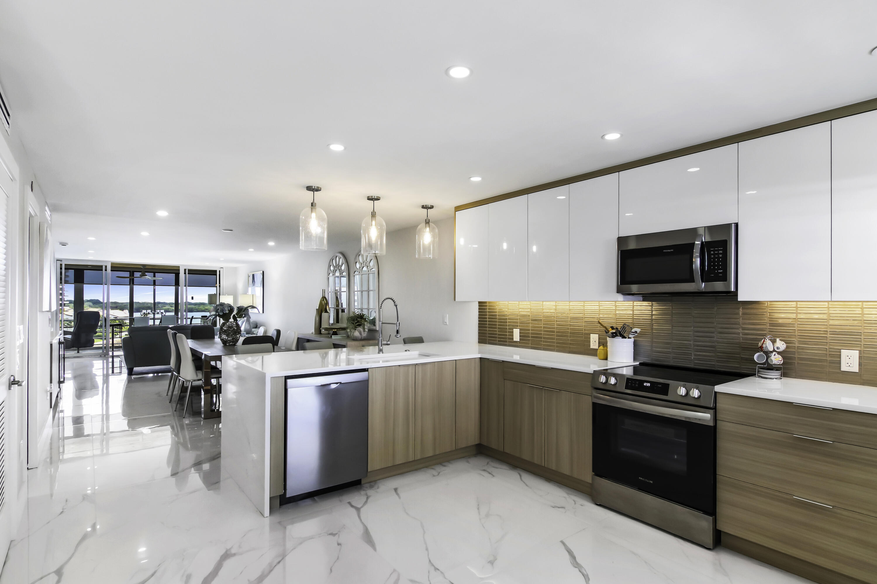 LANDS END CONDO LOTS 12 AND 13 (LESS IRREG PAR - Residential Lease