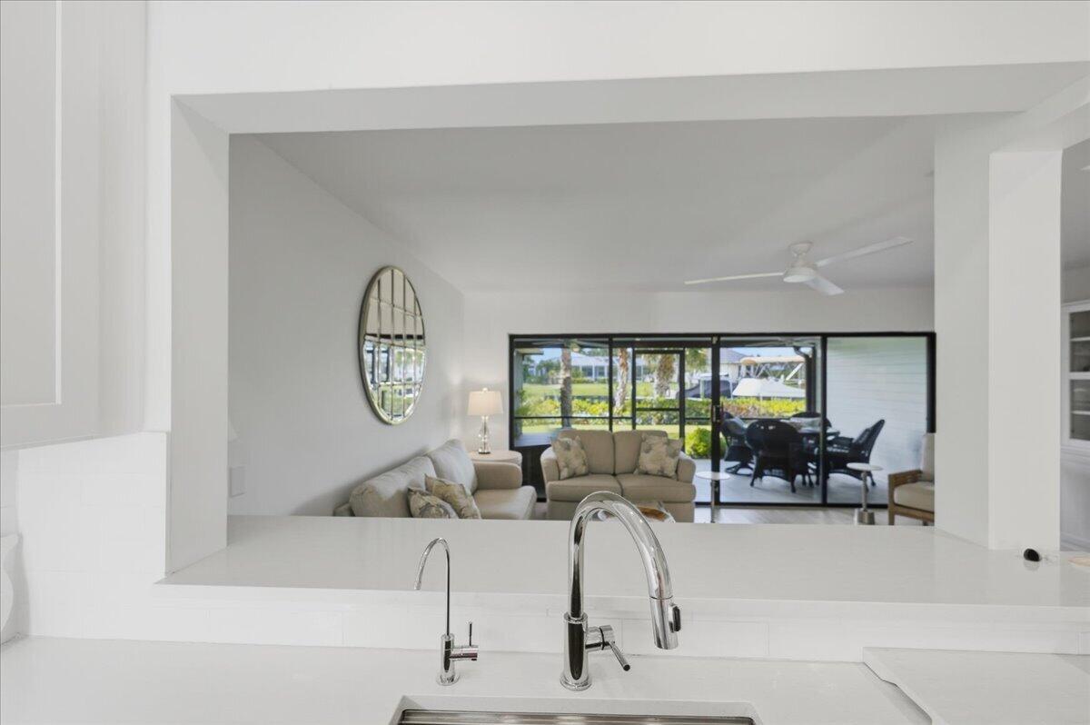 TARPON BAY MOORINGS - Residential